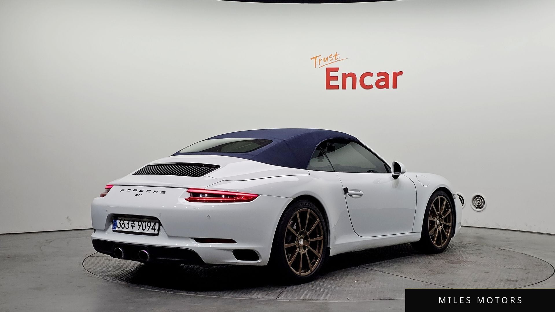 Porsche 911 2017 — миниатюра 2