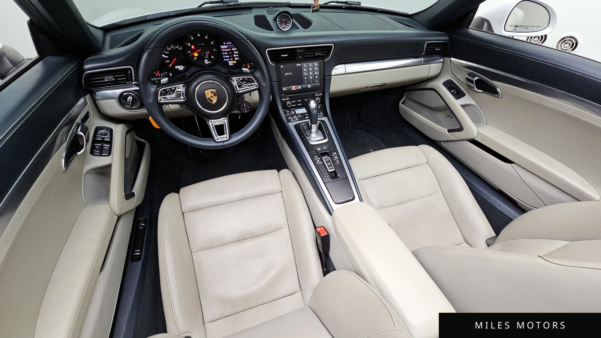 Porsche 911 2017 — миниатюра 7