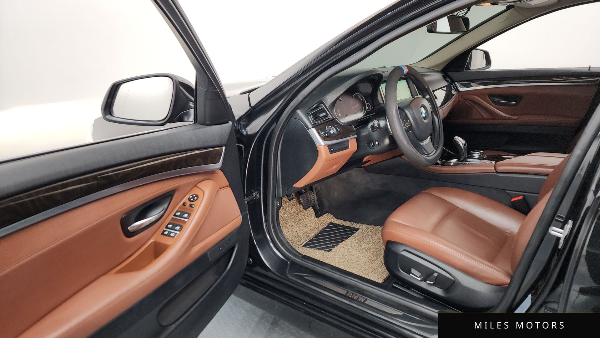 BMW 5 Series (F10) 2014 — миниатюра 10