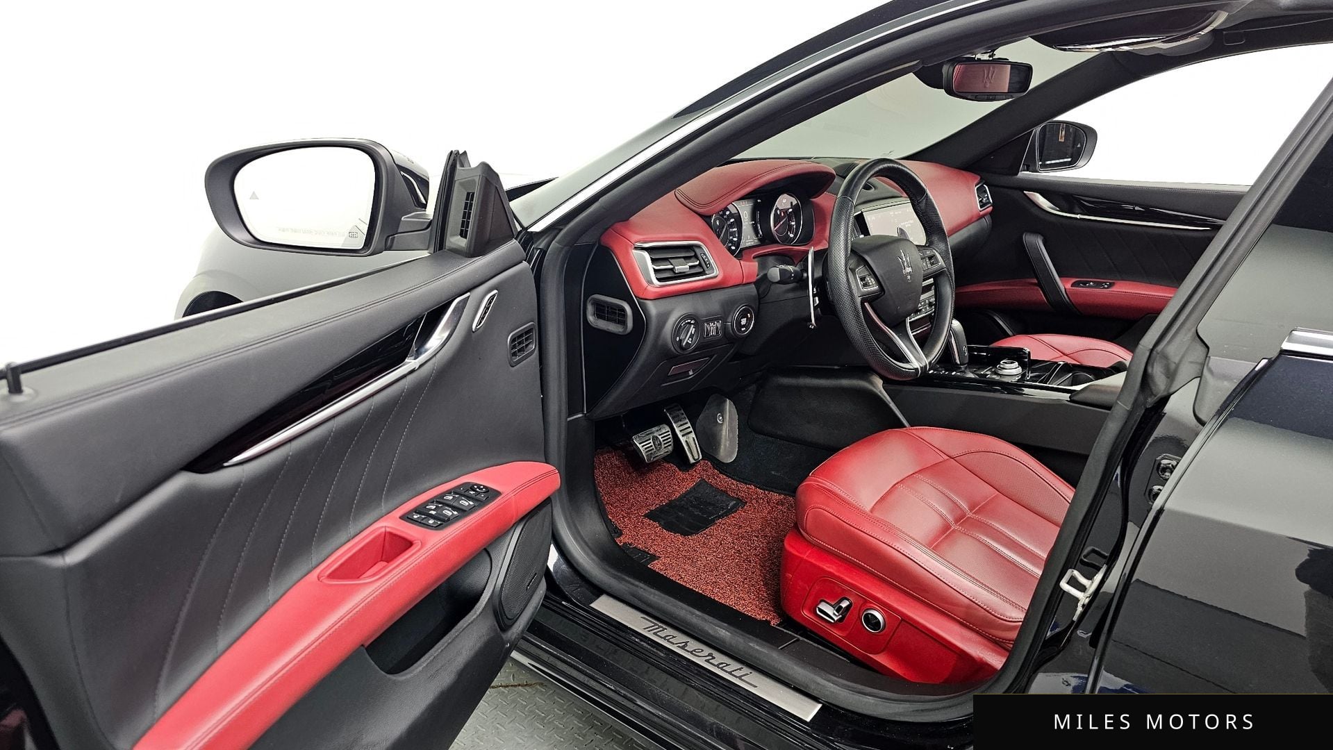 Maserati Ghibli 2022 — миниатюра 10