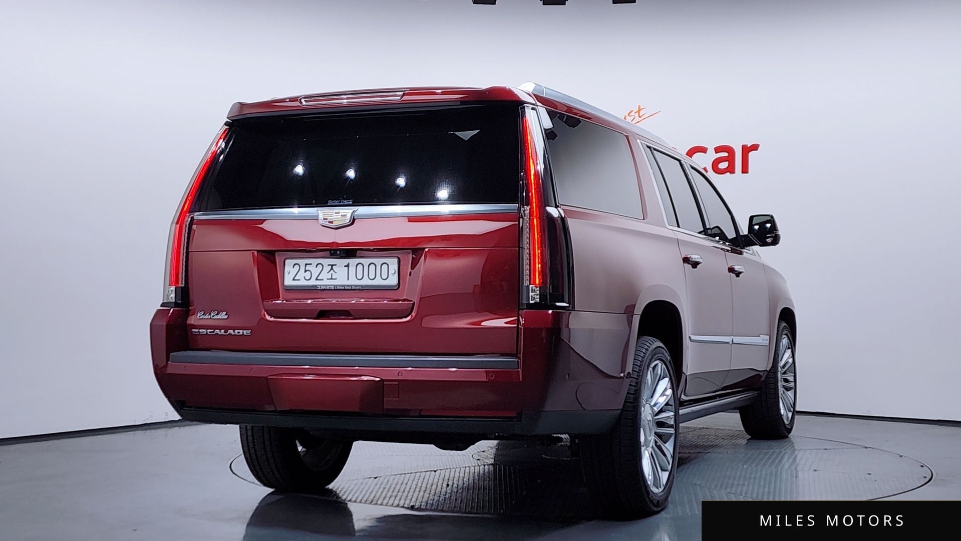 Cadillac Escalade 2017 — миниатюра 2