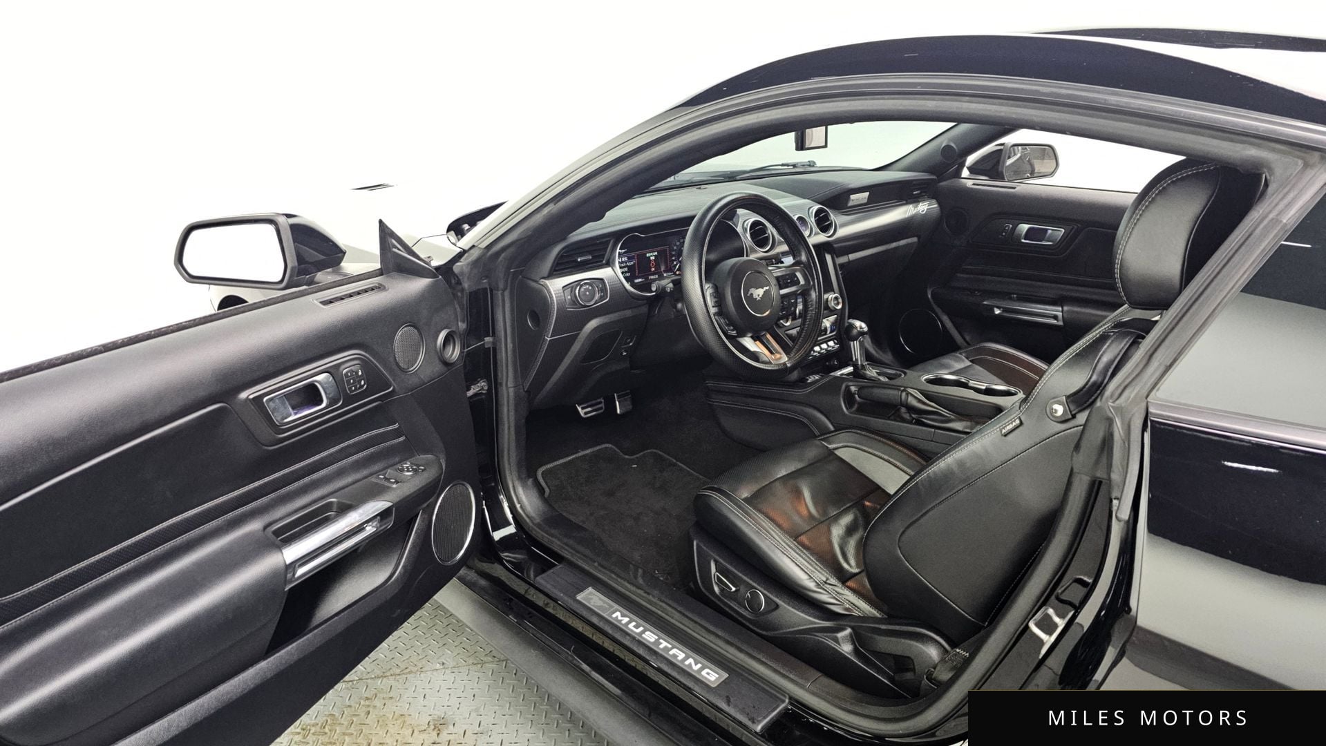 Ford Mustang 2019 — миниатюра 10