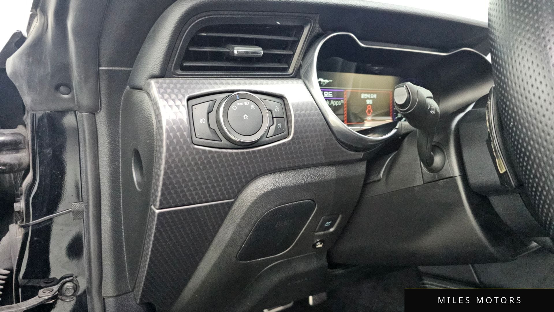 Ford Mustang 2019 — миниатюра 19