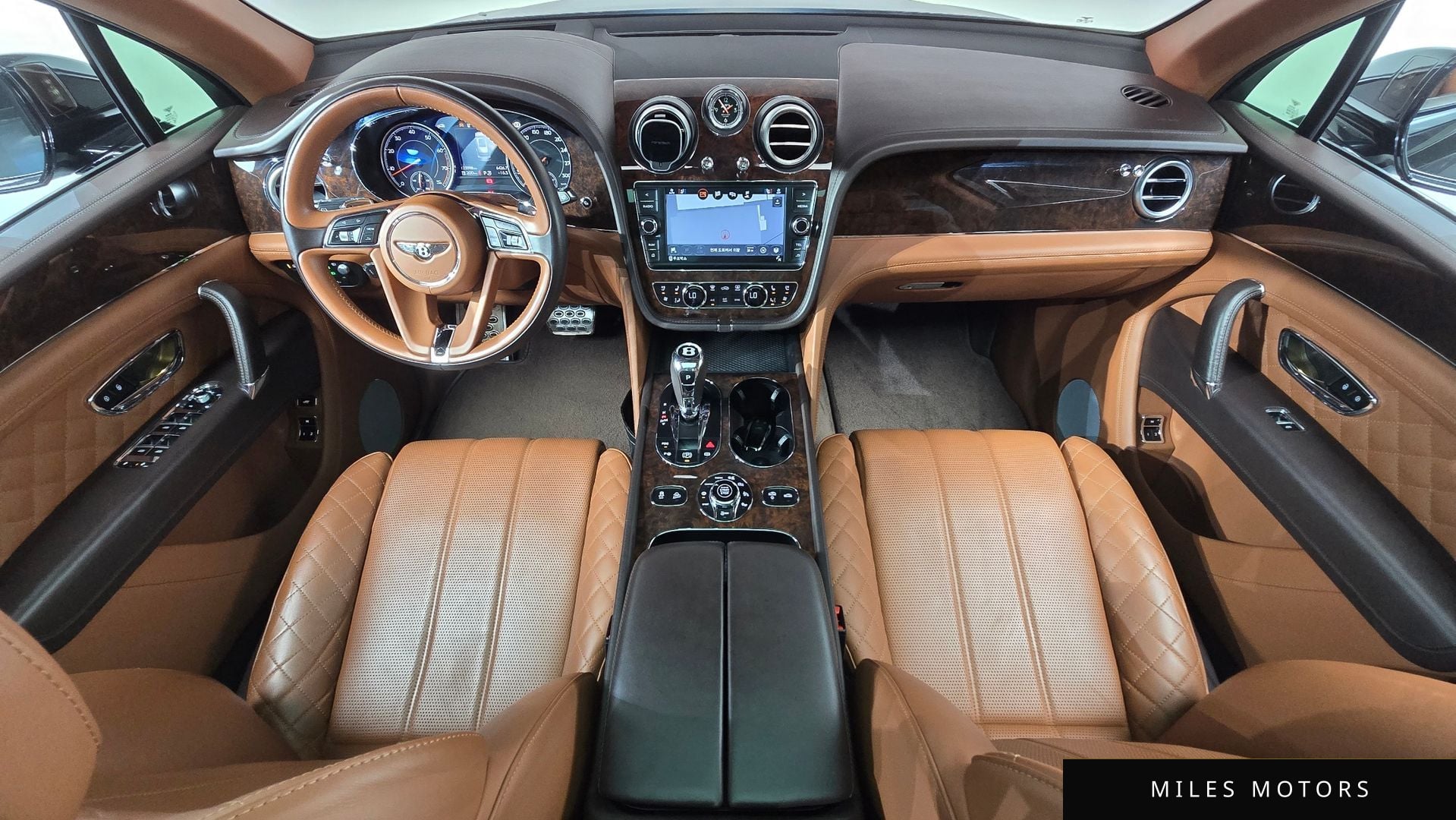 Bentley 벤테이가 2018 — миниатюра 7