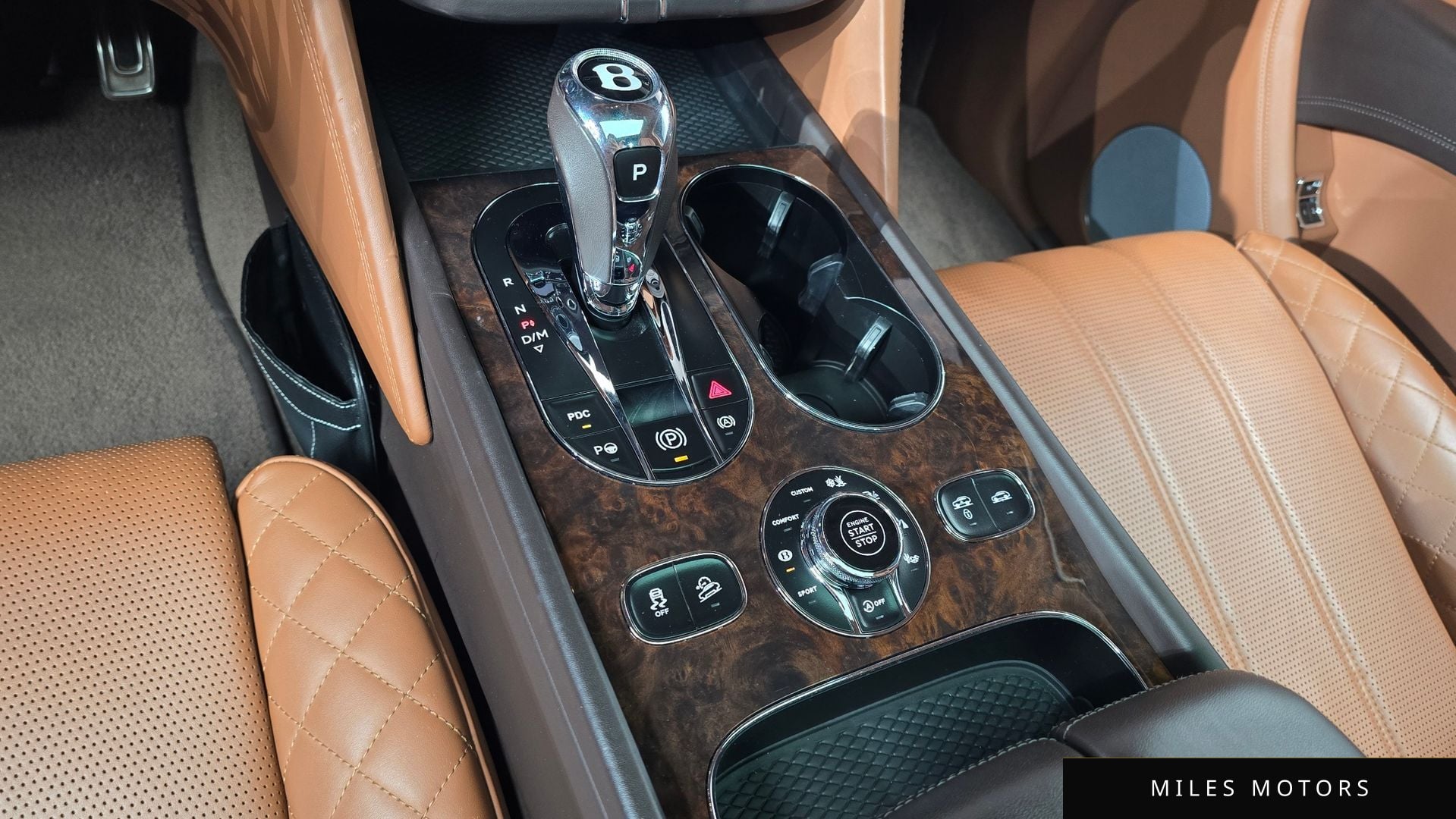 Bentley 벤테이가 2018 — миниатюра 9