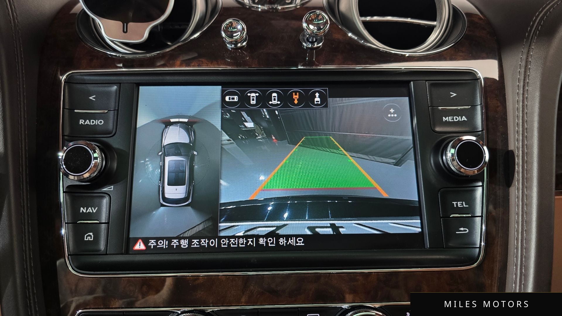 Bentley 벤테이가 2018 — миниатюра 15