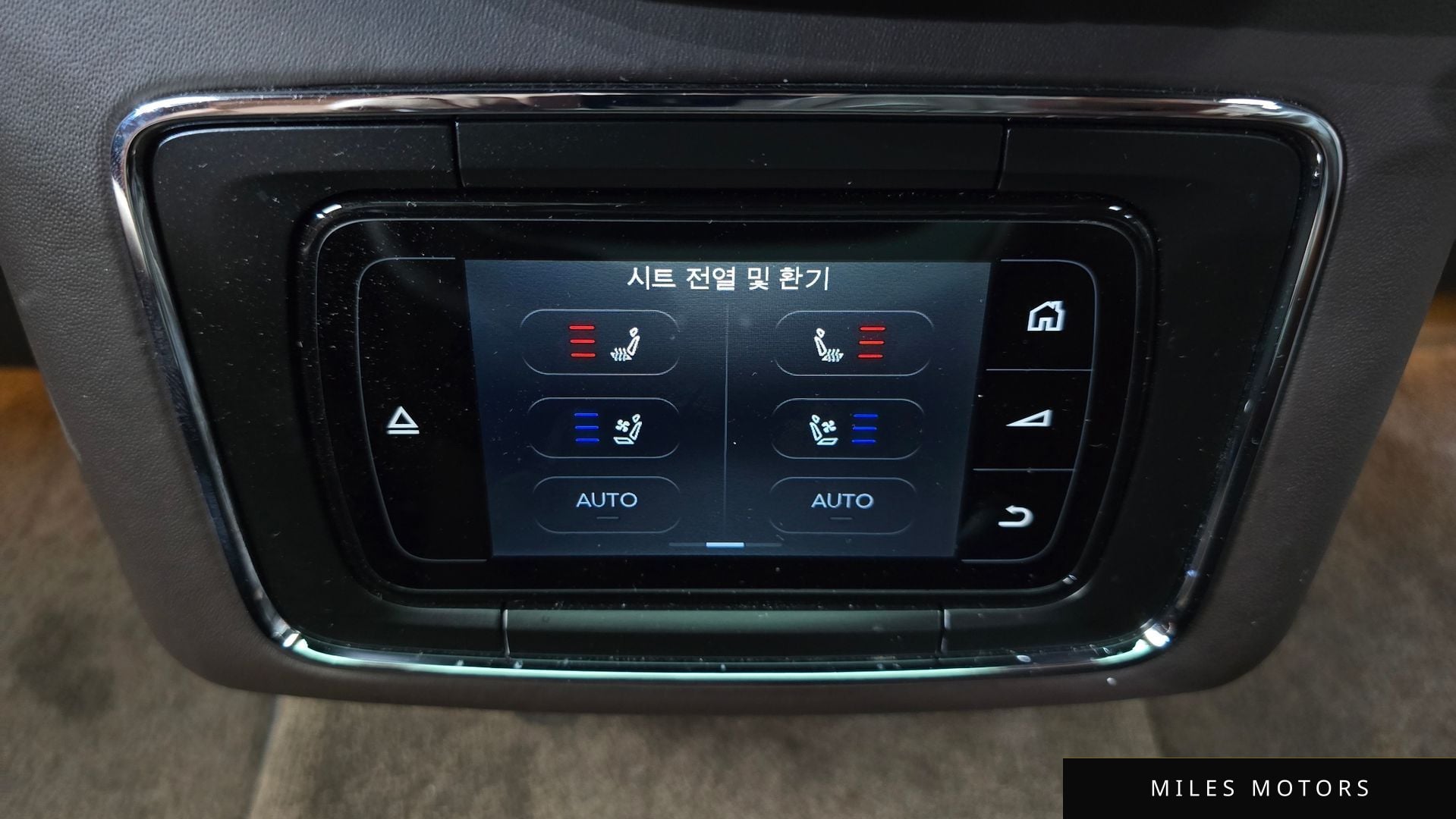 Bentley 벤테이가 2018 — миниатюра 18