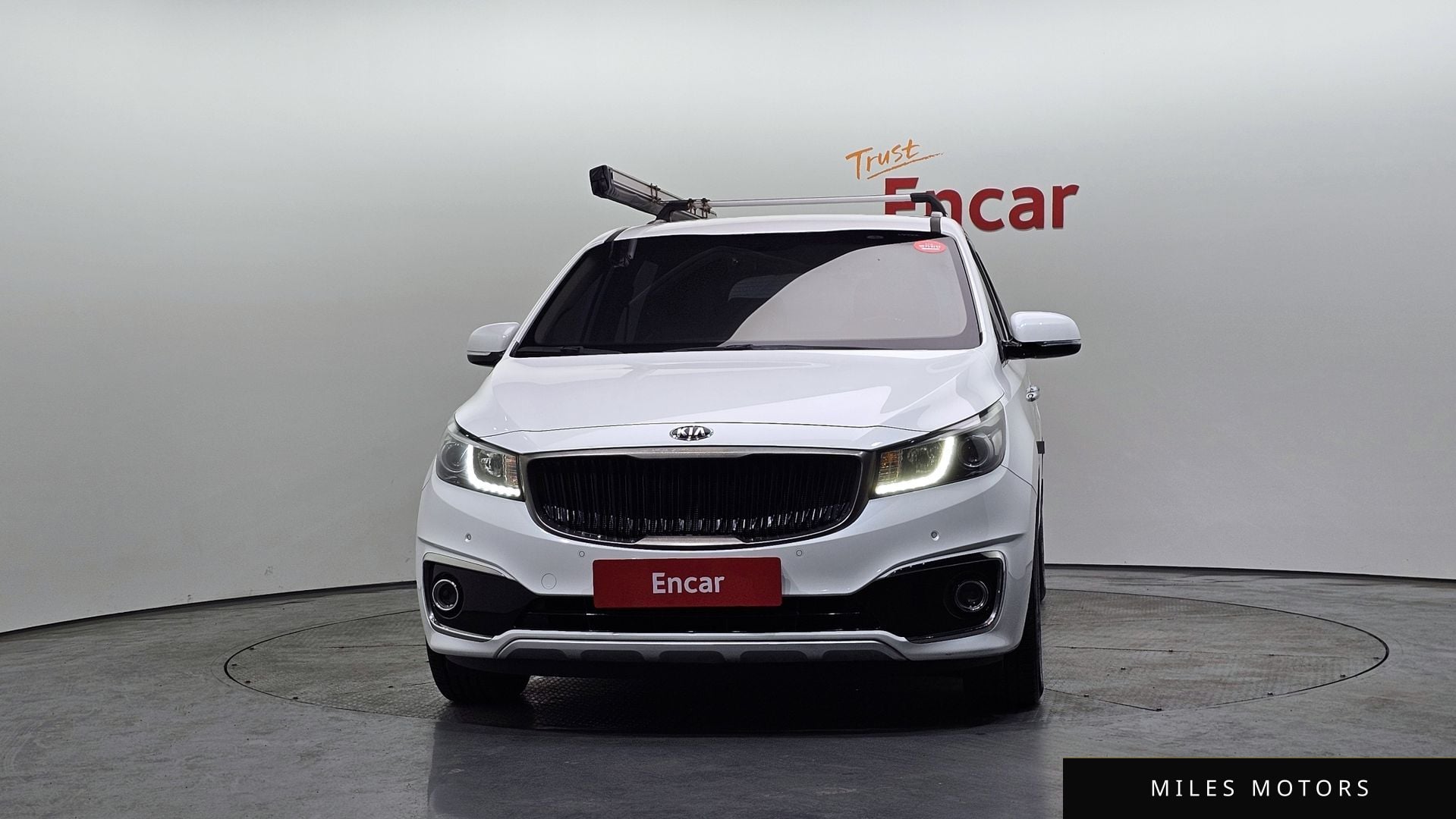 Kia Canival 2017 — миниатюра 3