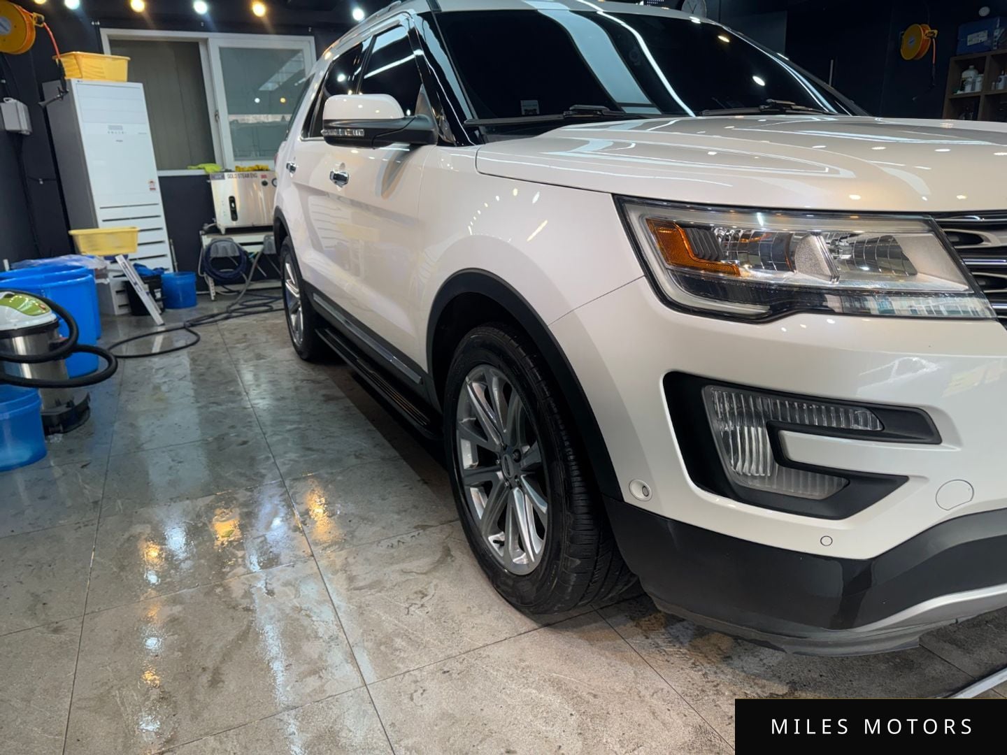 Ford Explorer 2017 — миниатюра 2