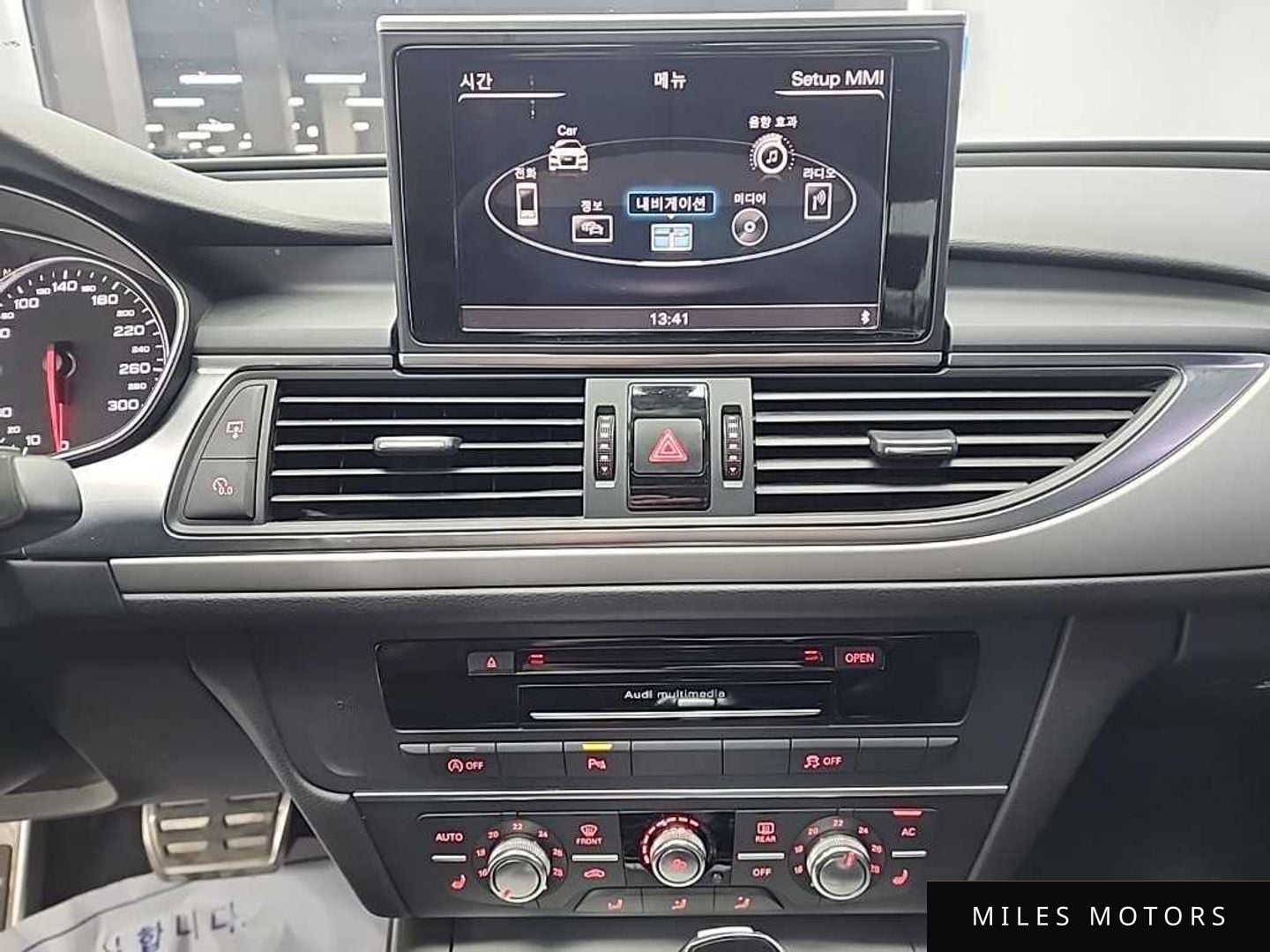 Audi A6 2012 — миниатюра 10