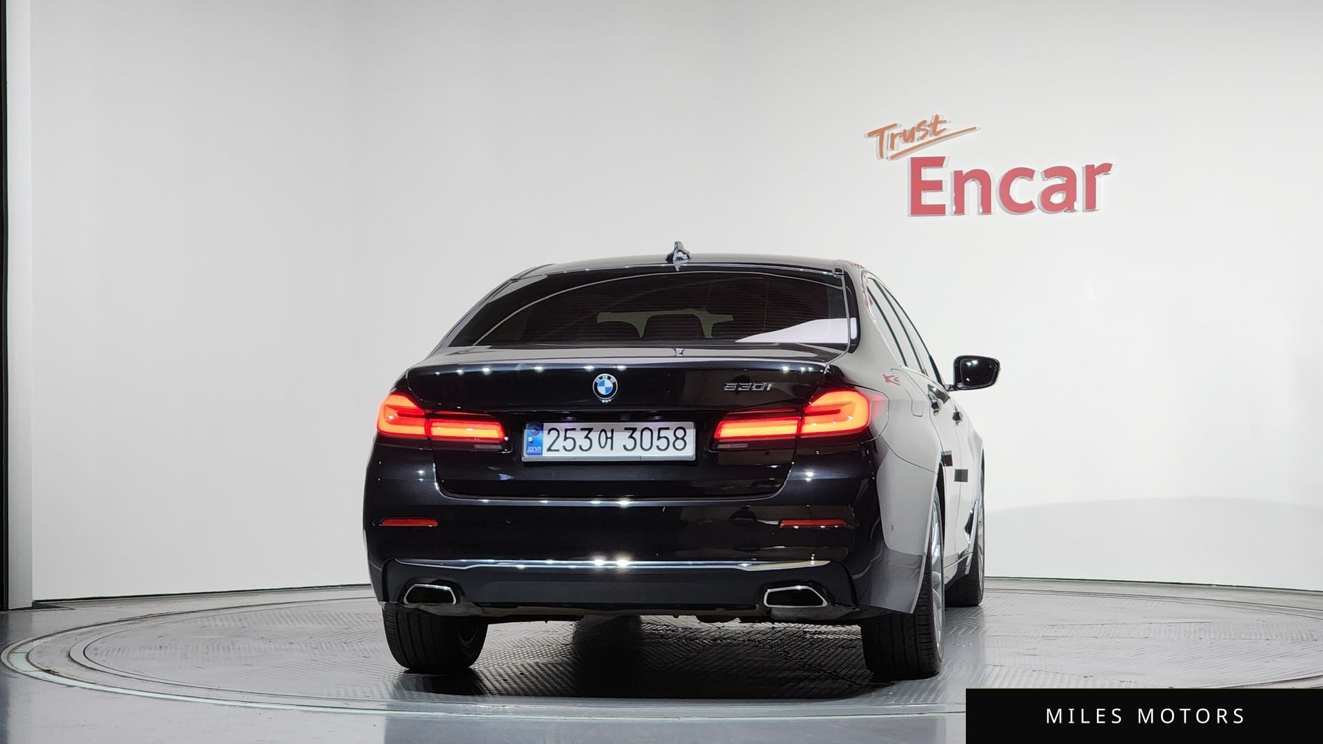 BMW 5시리즈 (G30) 2021 — миниатюра 3