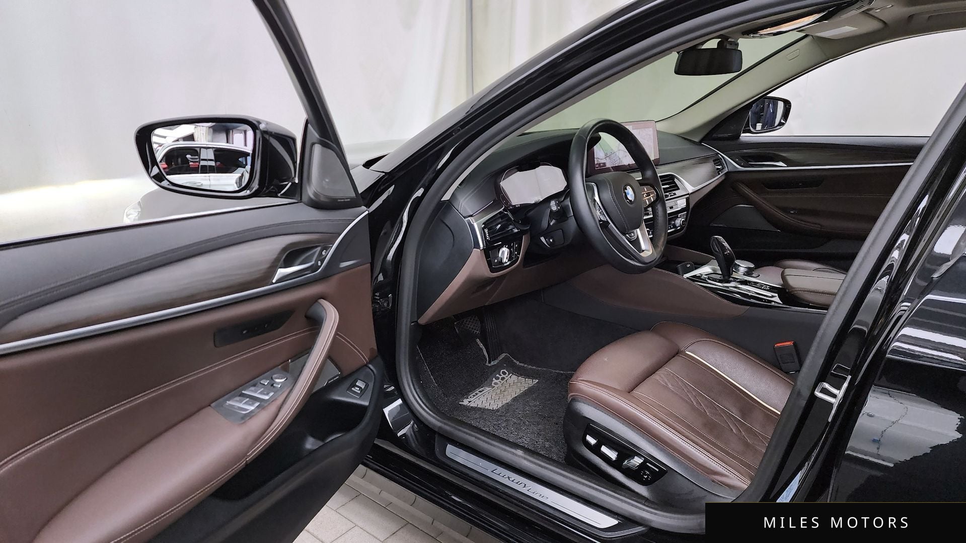 BMW 5시리즈 (G30) 2021 — миниатюра 9