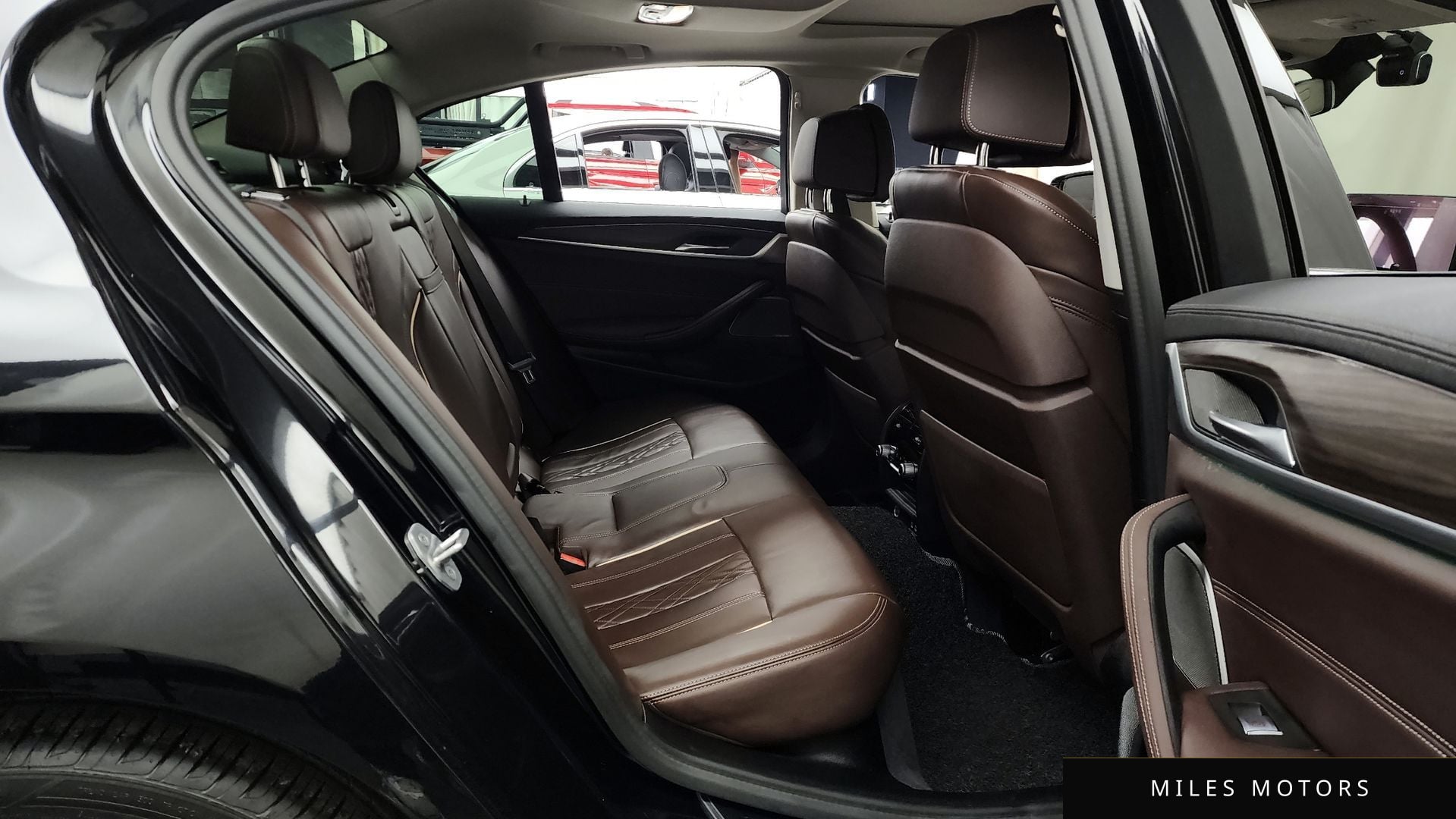BMW 5시리즈 (G30) 2021 — миниатюра 12