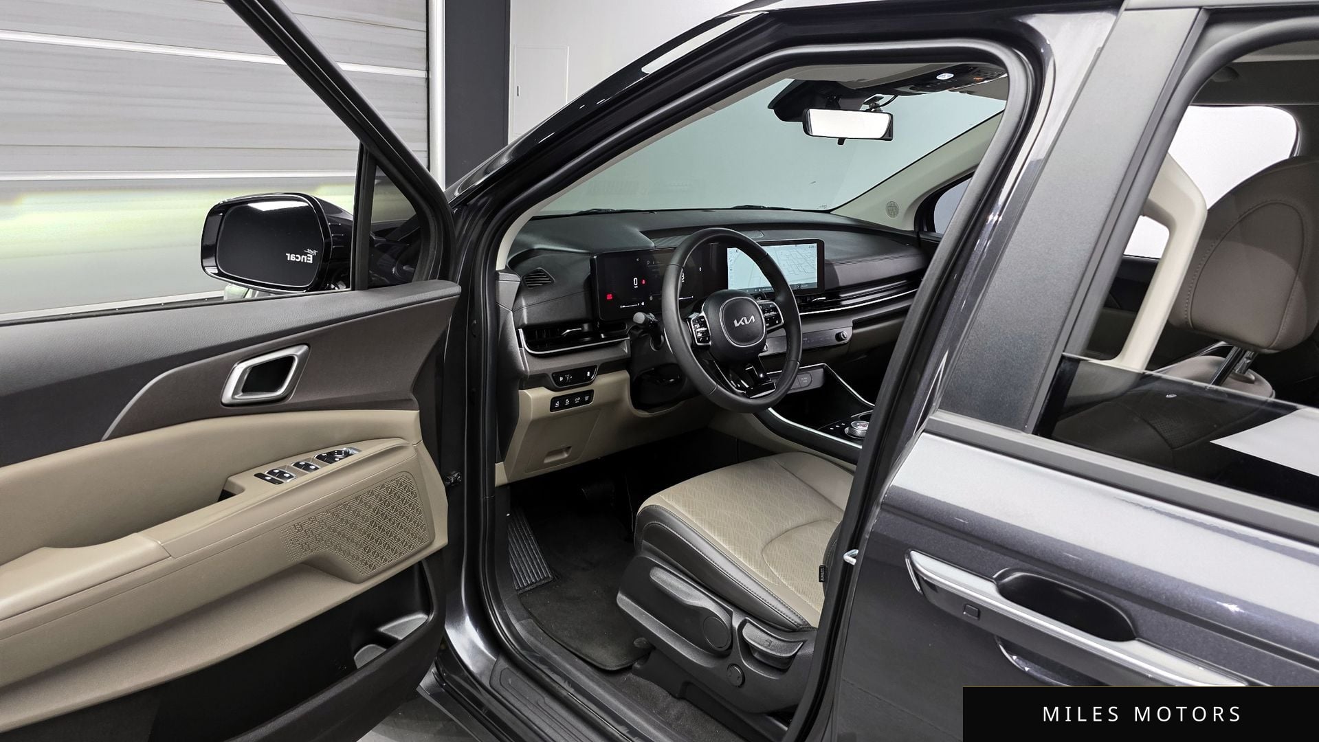 Kia Canival 2025 — миниатюра 10
