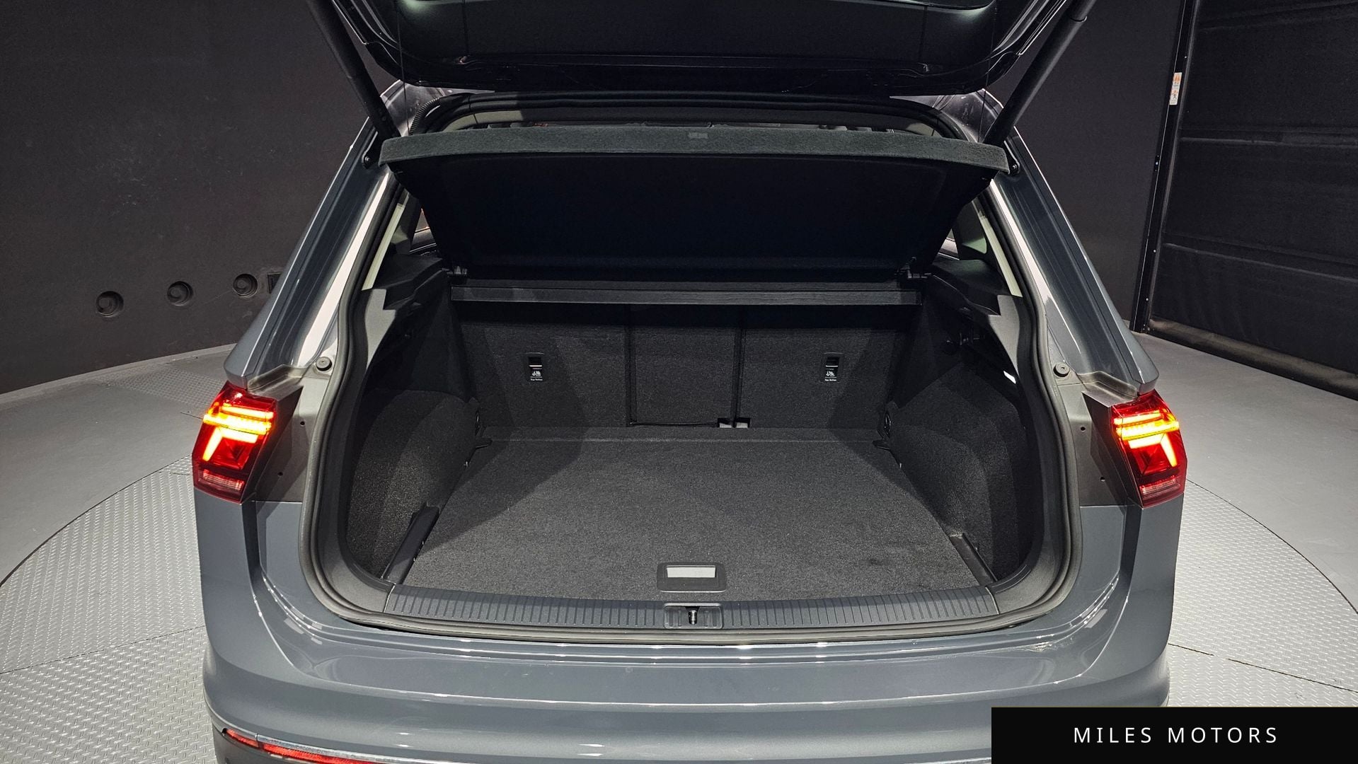Volkswagen 티구안 2024 — миниатюра 20