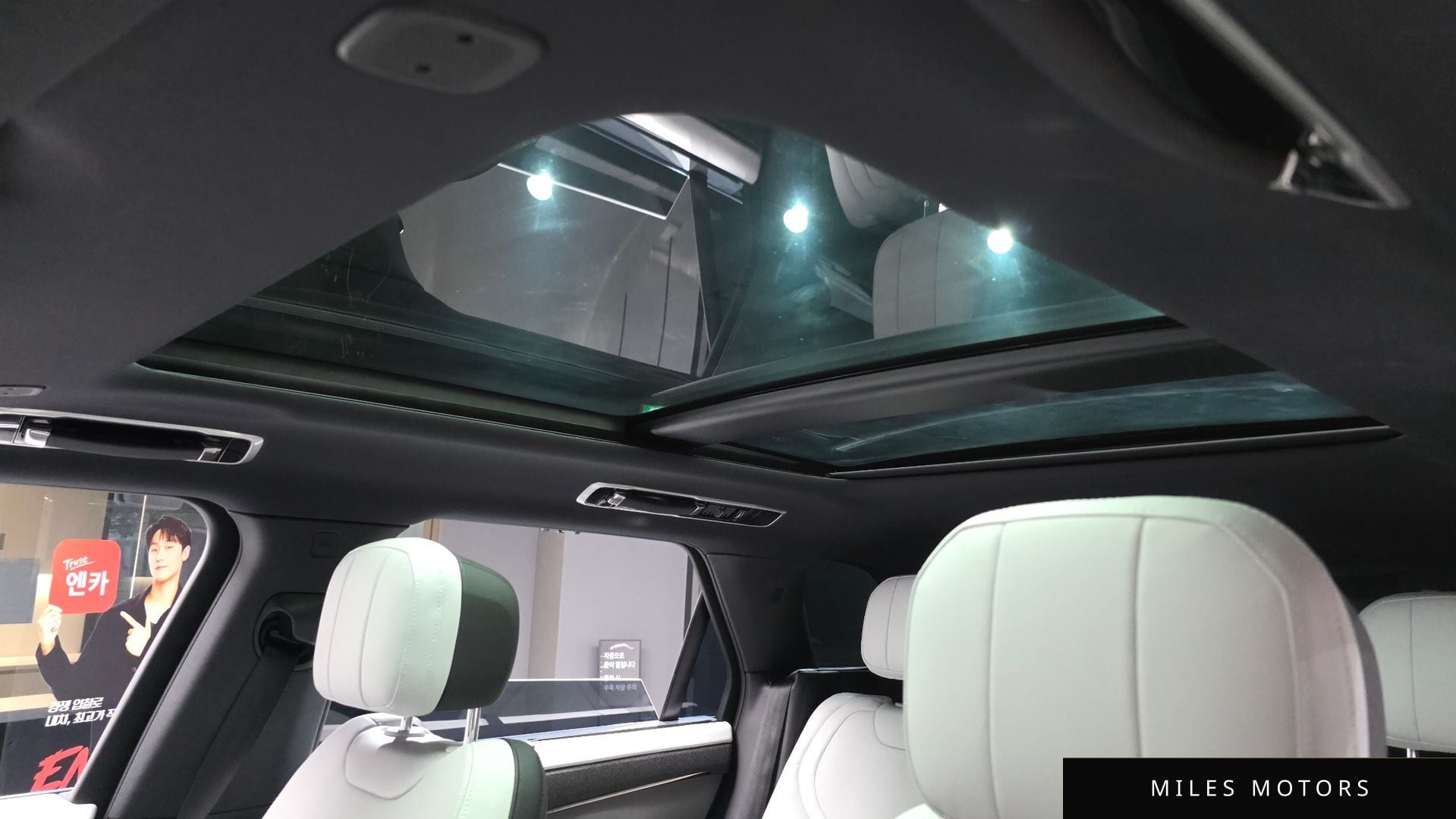 Land Rover Range Rover Sport 2023 — миниатюра 19
