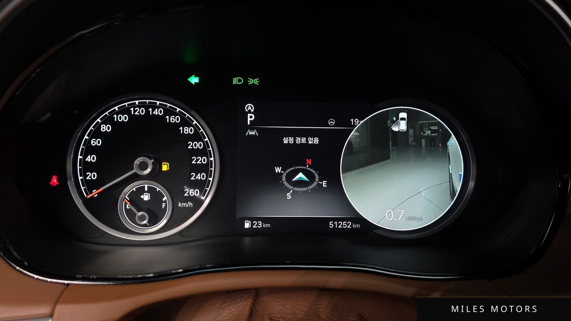 Genesis GV70 2021 — миниатюра 8