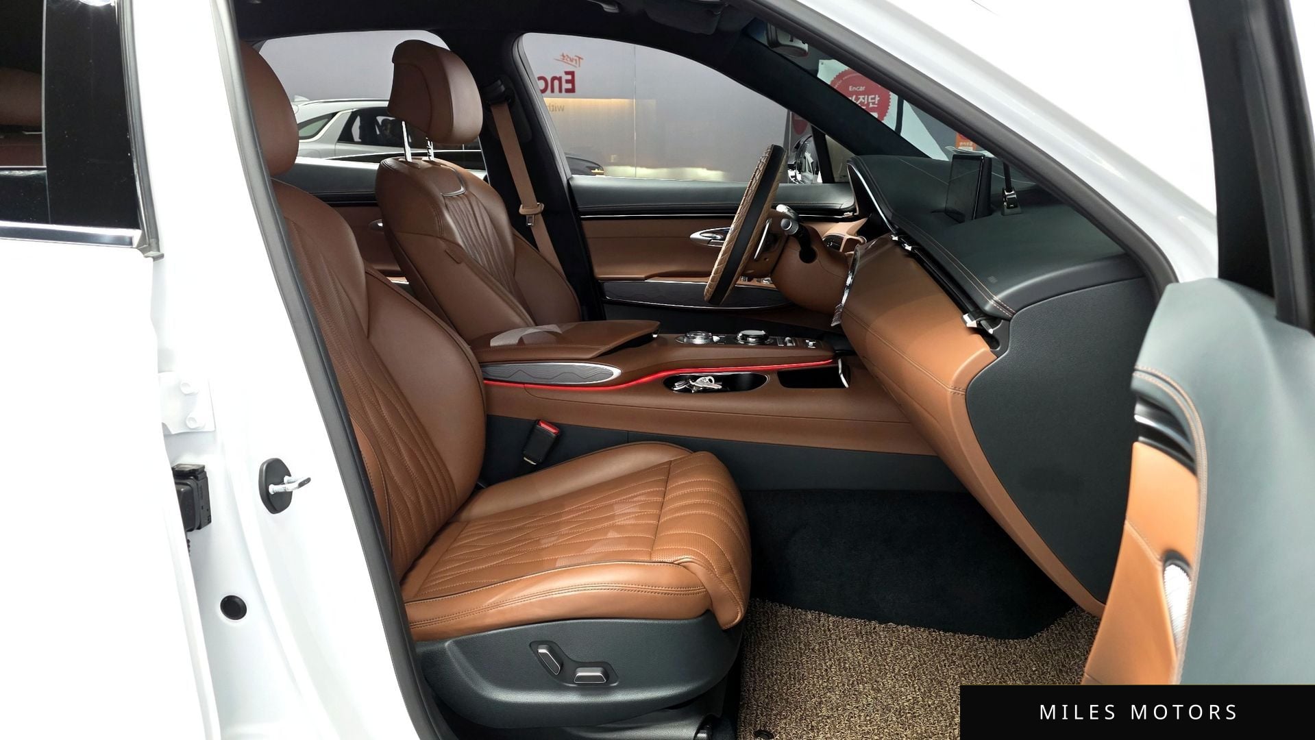Genesis GV70 2021 — миниатюра 11