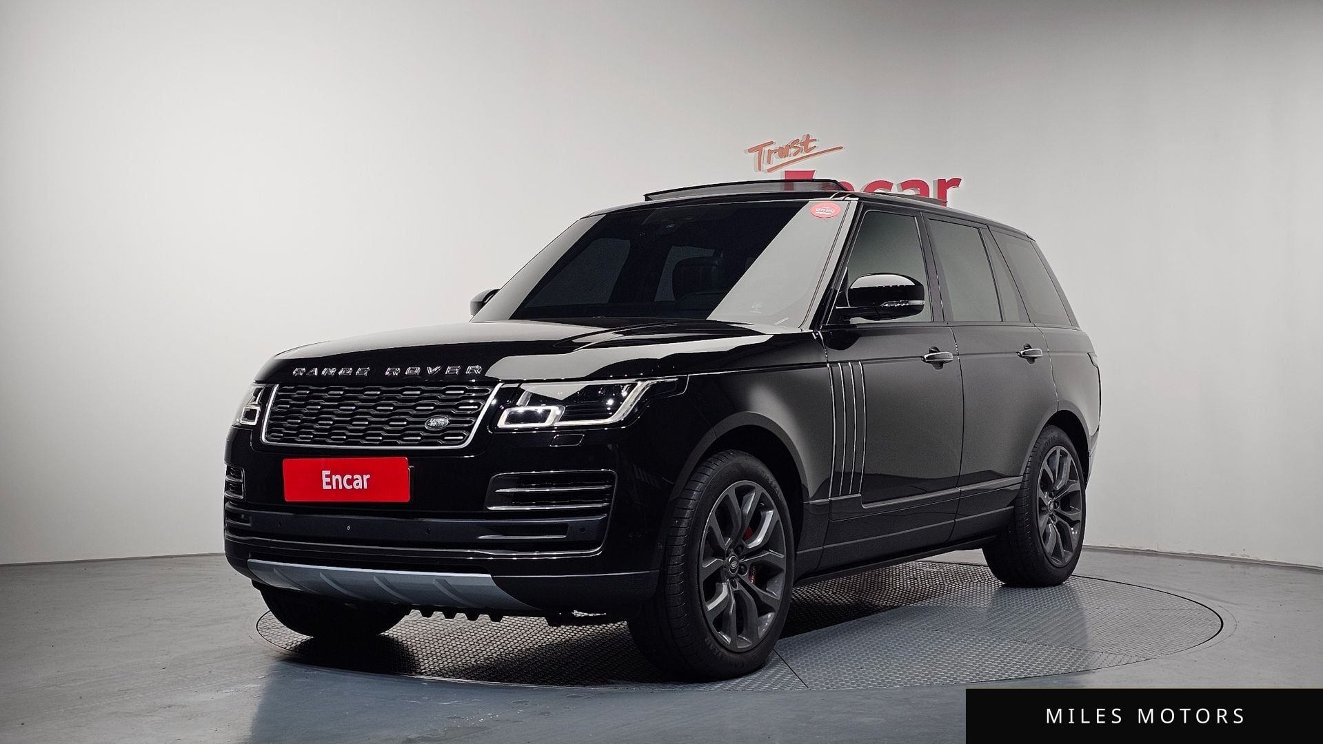 Land Rover Range Rover 2019 — фото 1 из 12
