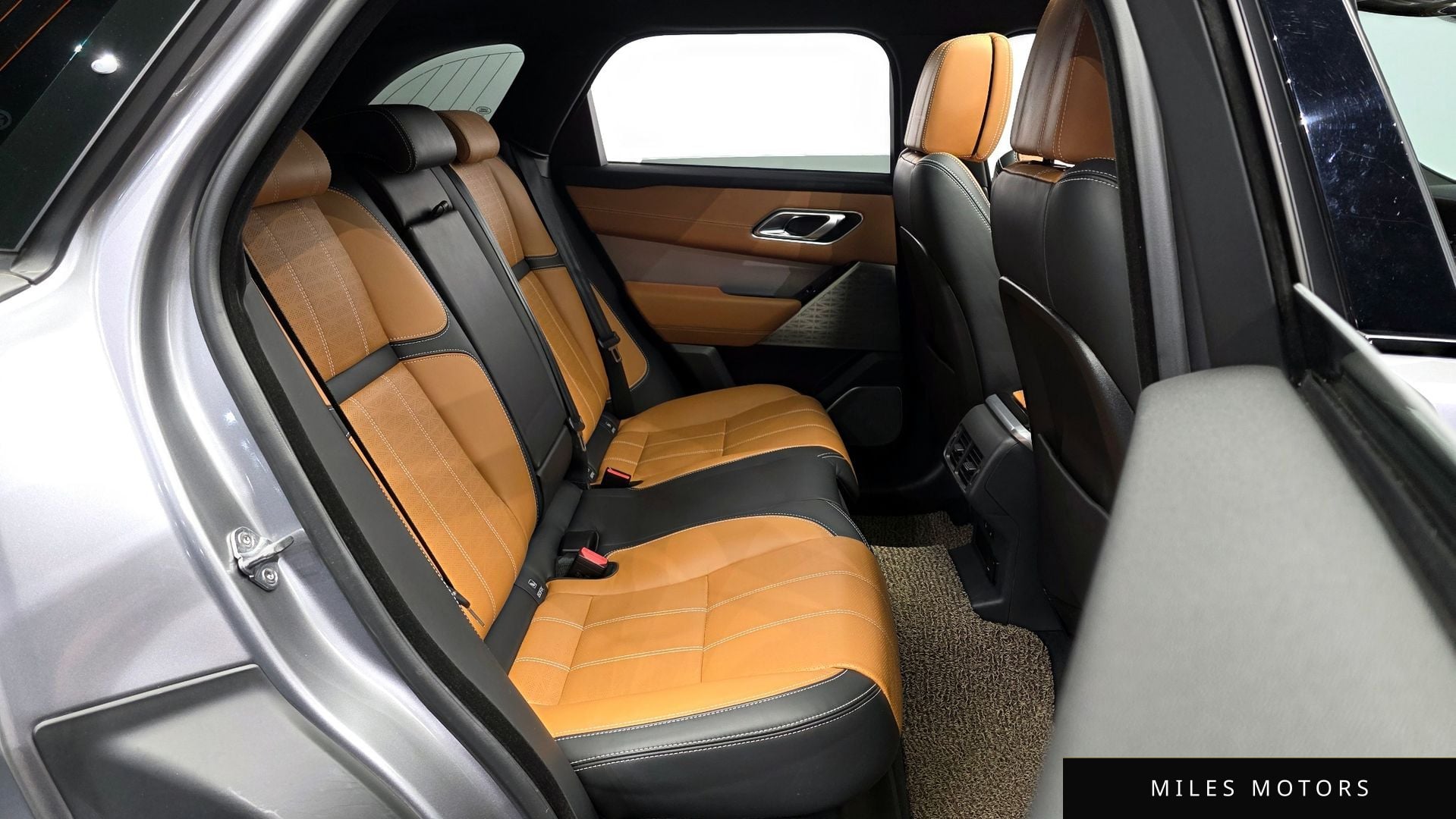 Land Rover Range Rover Velar 2022 — миниатюра 12