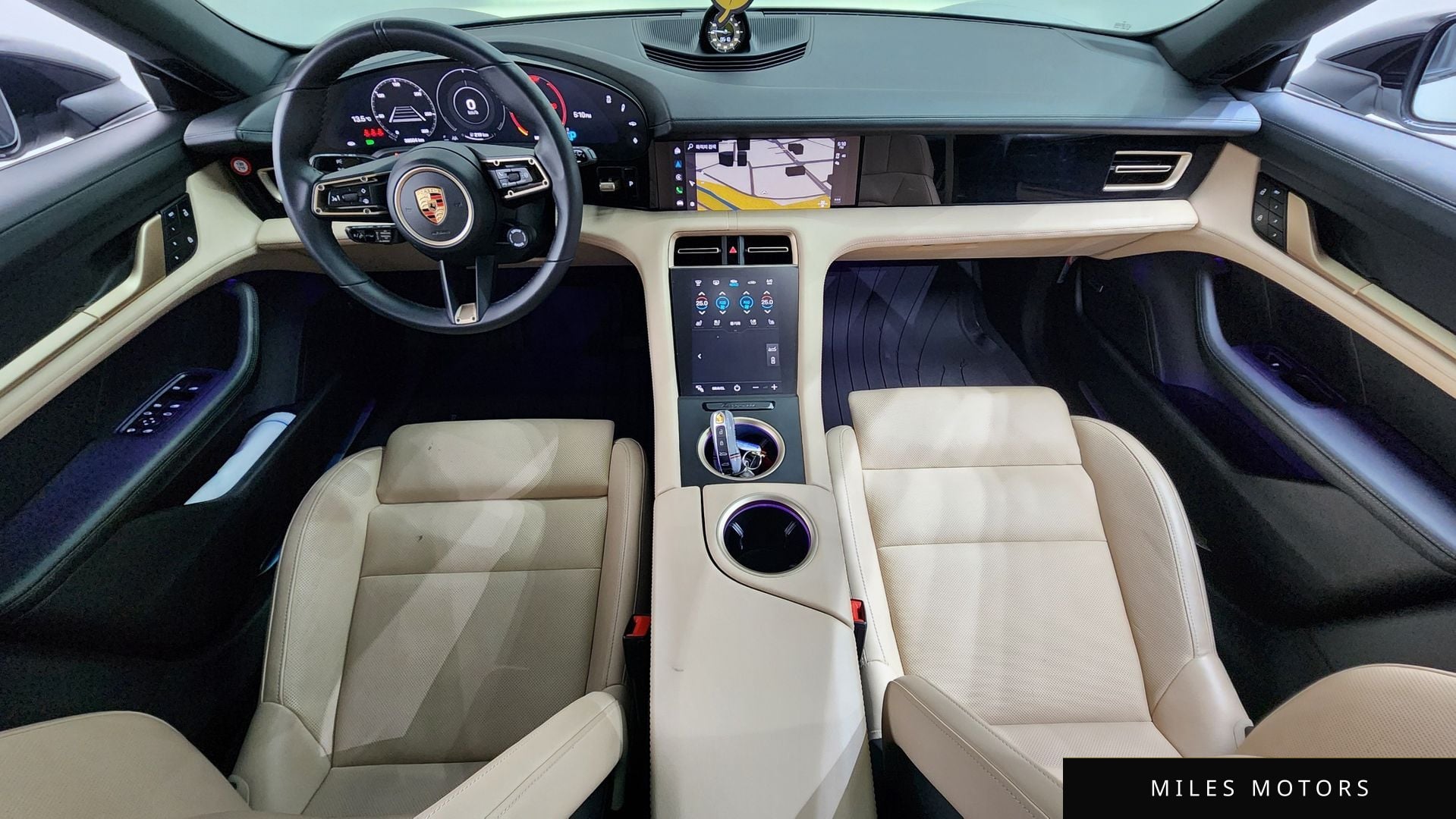 Porsche Taycan 2024 — миниатюра 7
