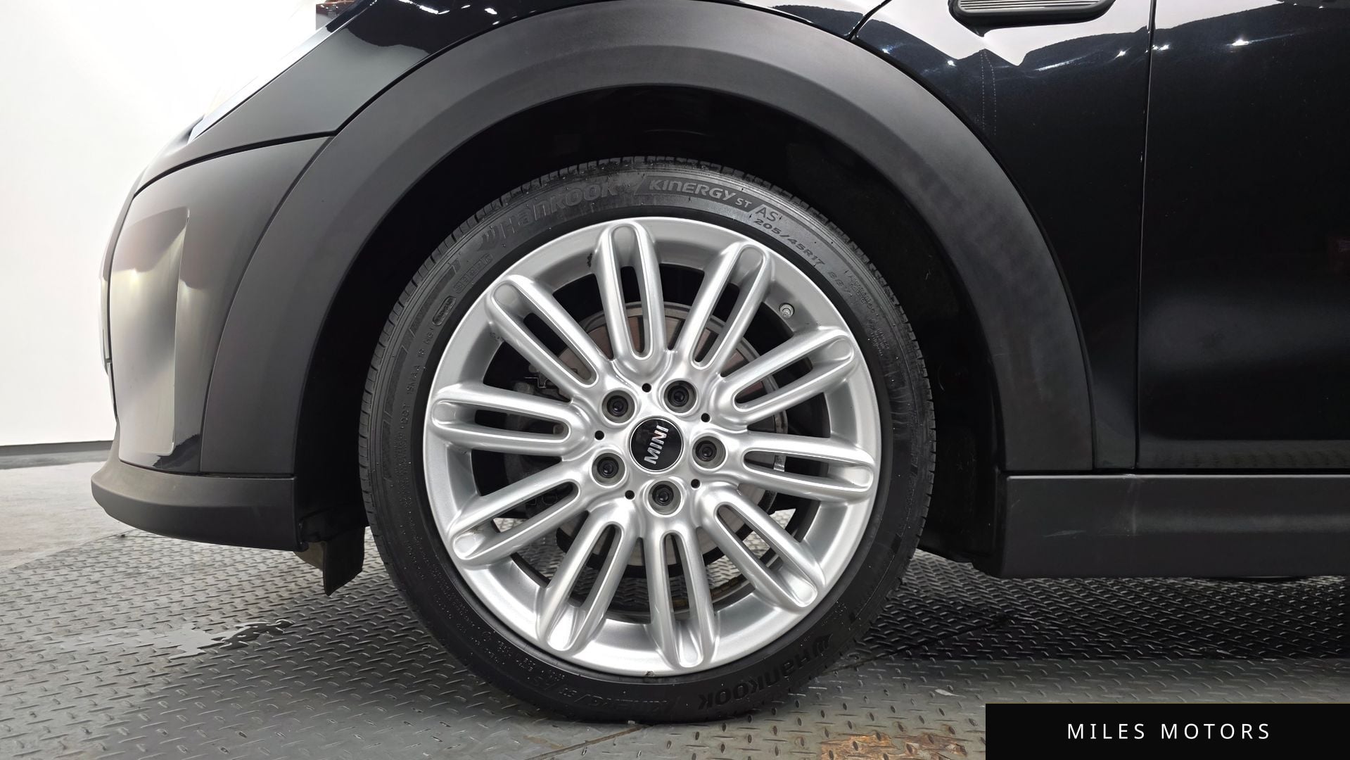 MINI Cooper 2023 — миниатюра 5