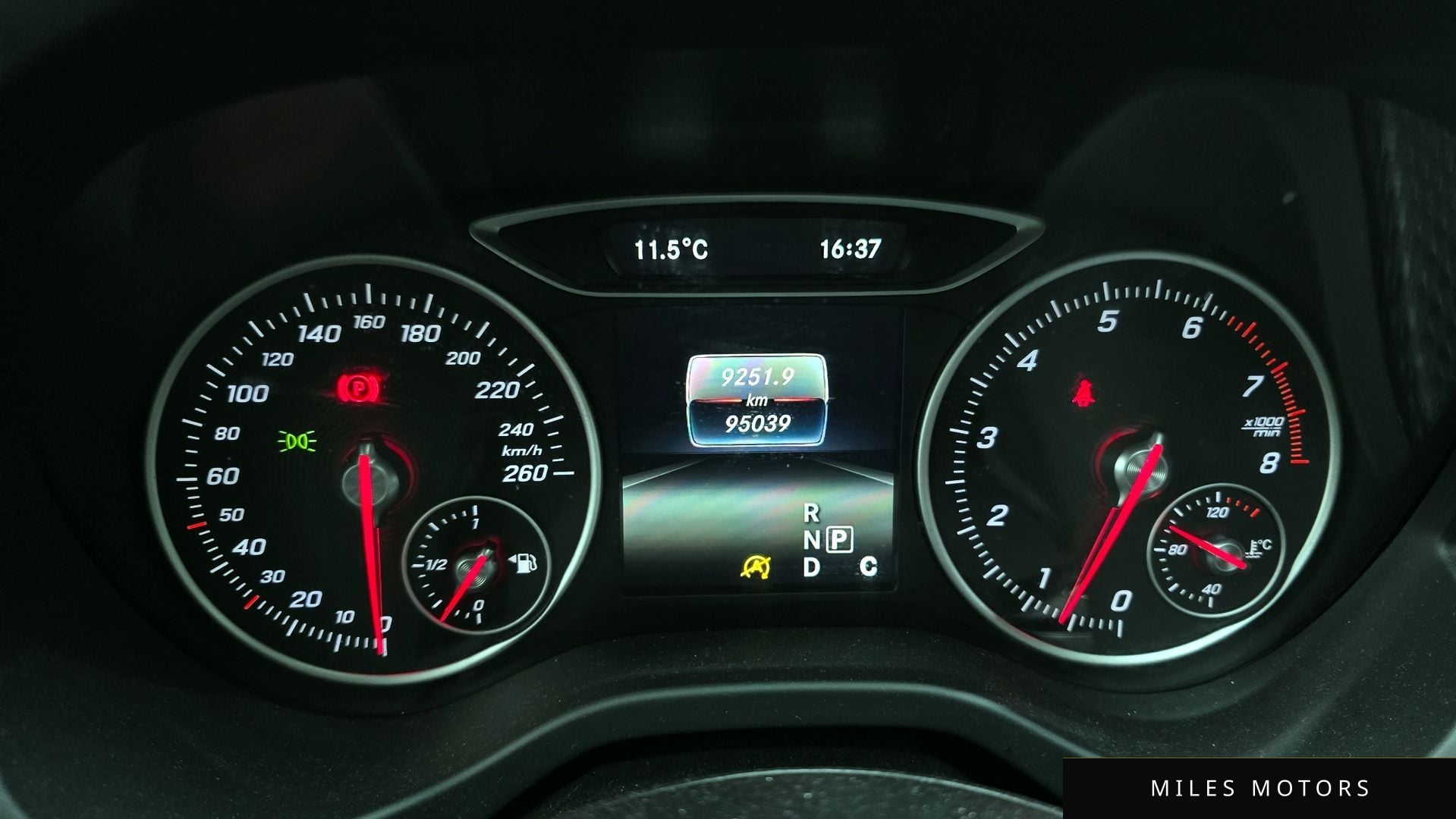 Mercedes-Benz A-Class W176 2016 — миниатюра 8