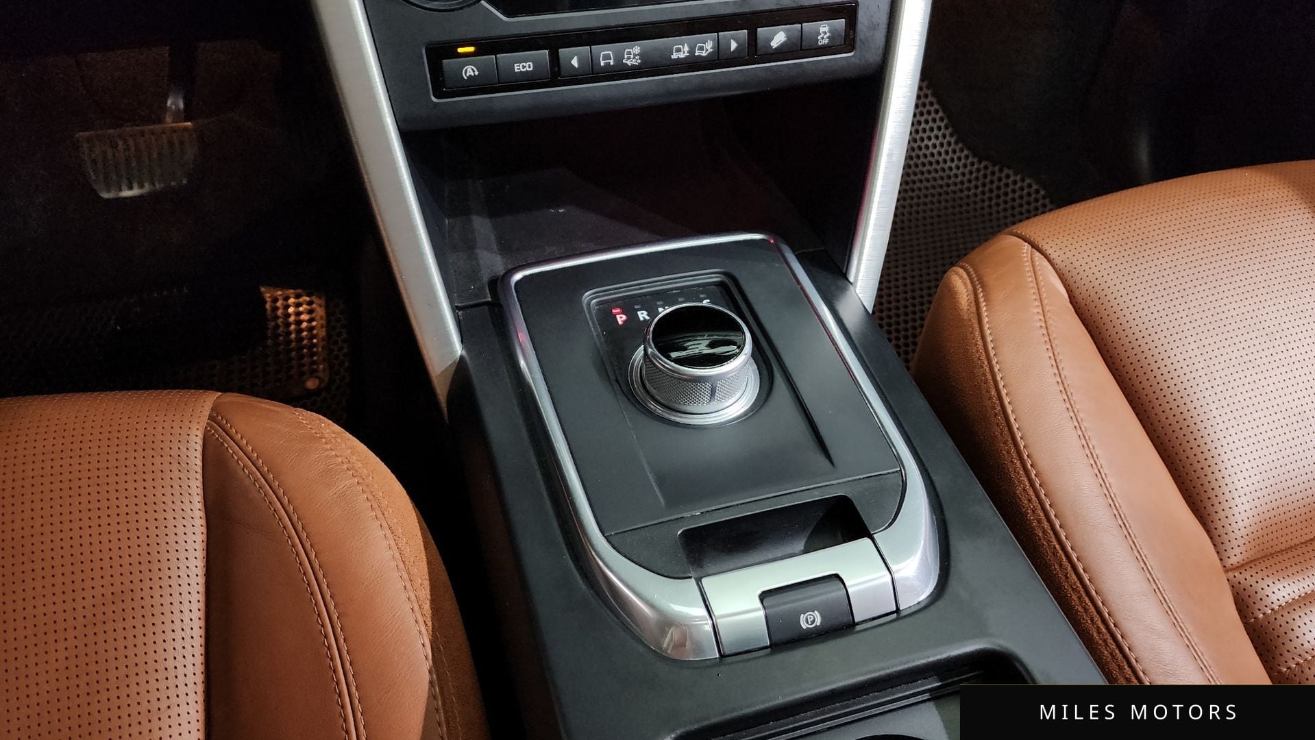 Land Rover Discovery Sport 2016 — миниатюра 8