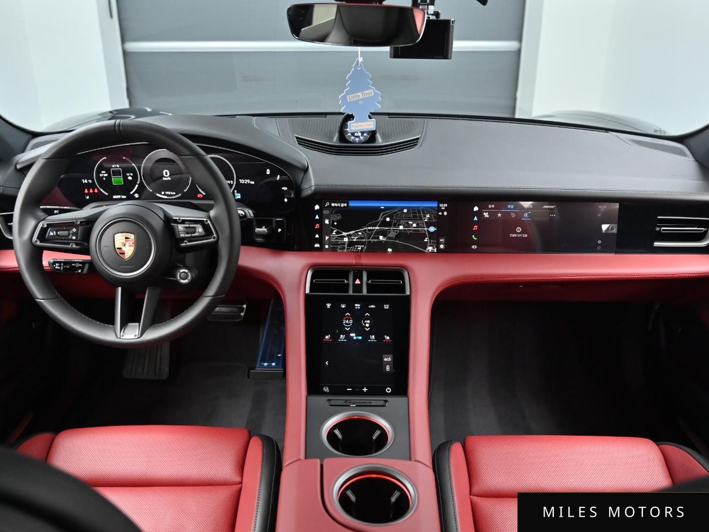 Porsche Taycan 2025 — миниатюра 7