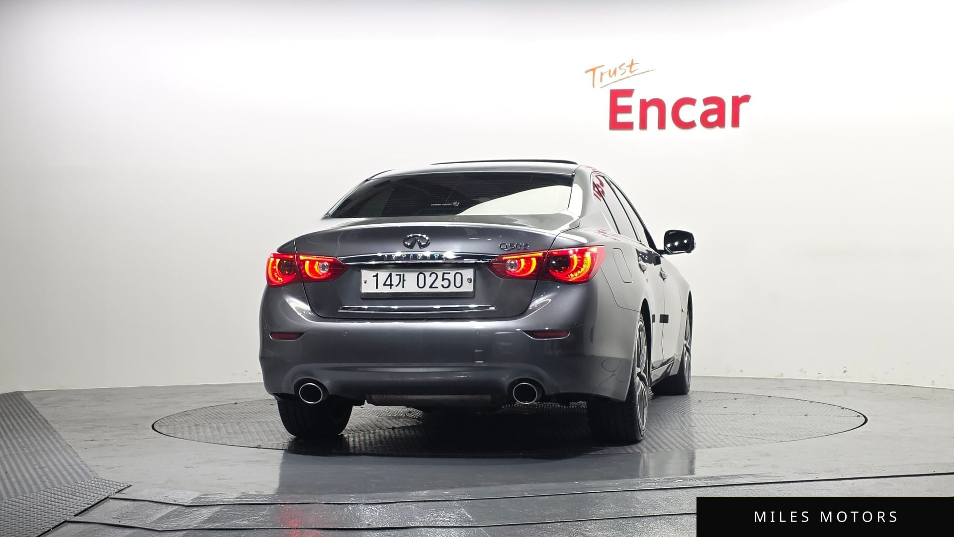 Infiniti Q50 2016 — миниатюра 4