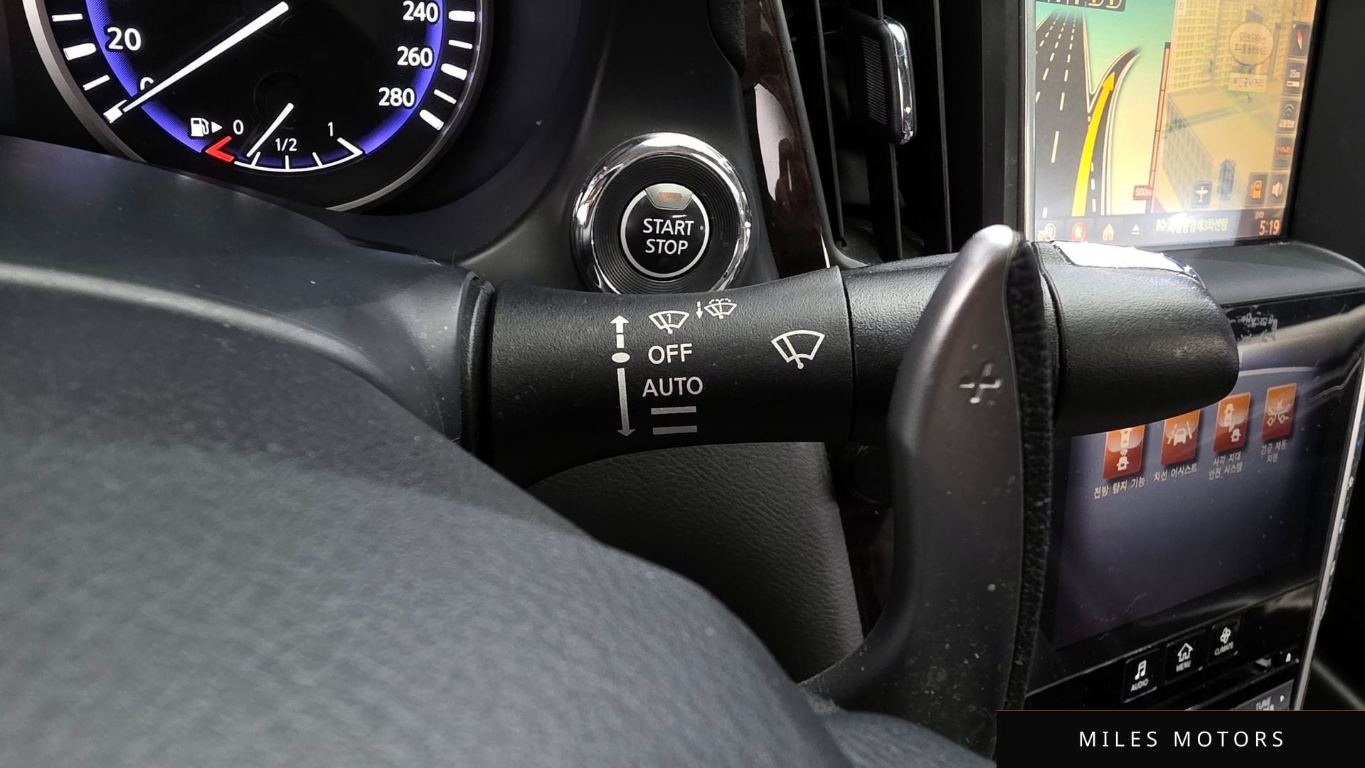 Infiniti Q50 2016 — миниатюра 16
