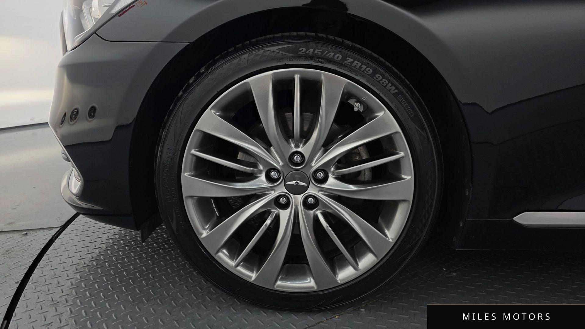 Genesis G80 2017 — миниатюра 4