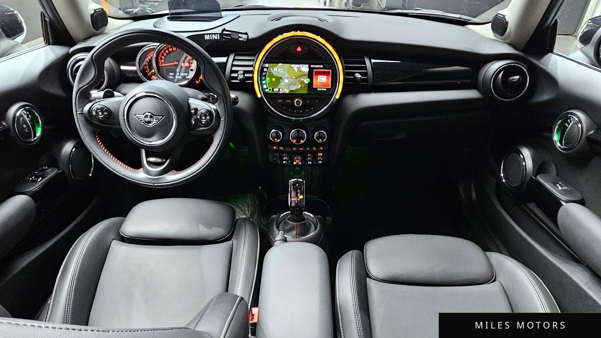 MINI Cooper S 2020 — миниатюра 7