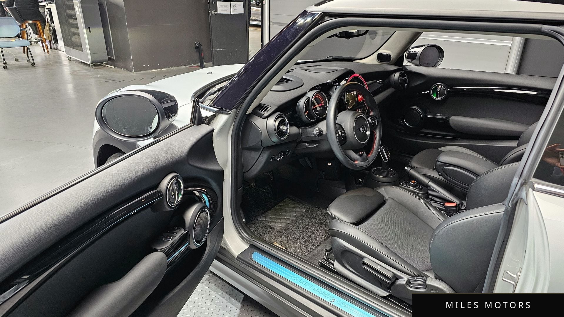 MINI Cooper S 2020 — миниатюра 10