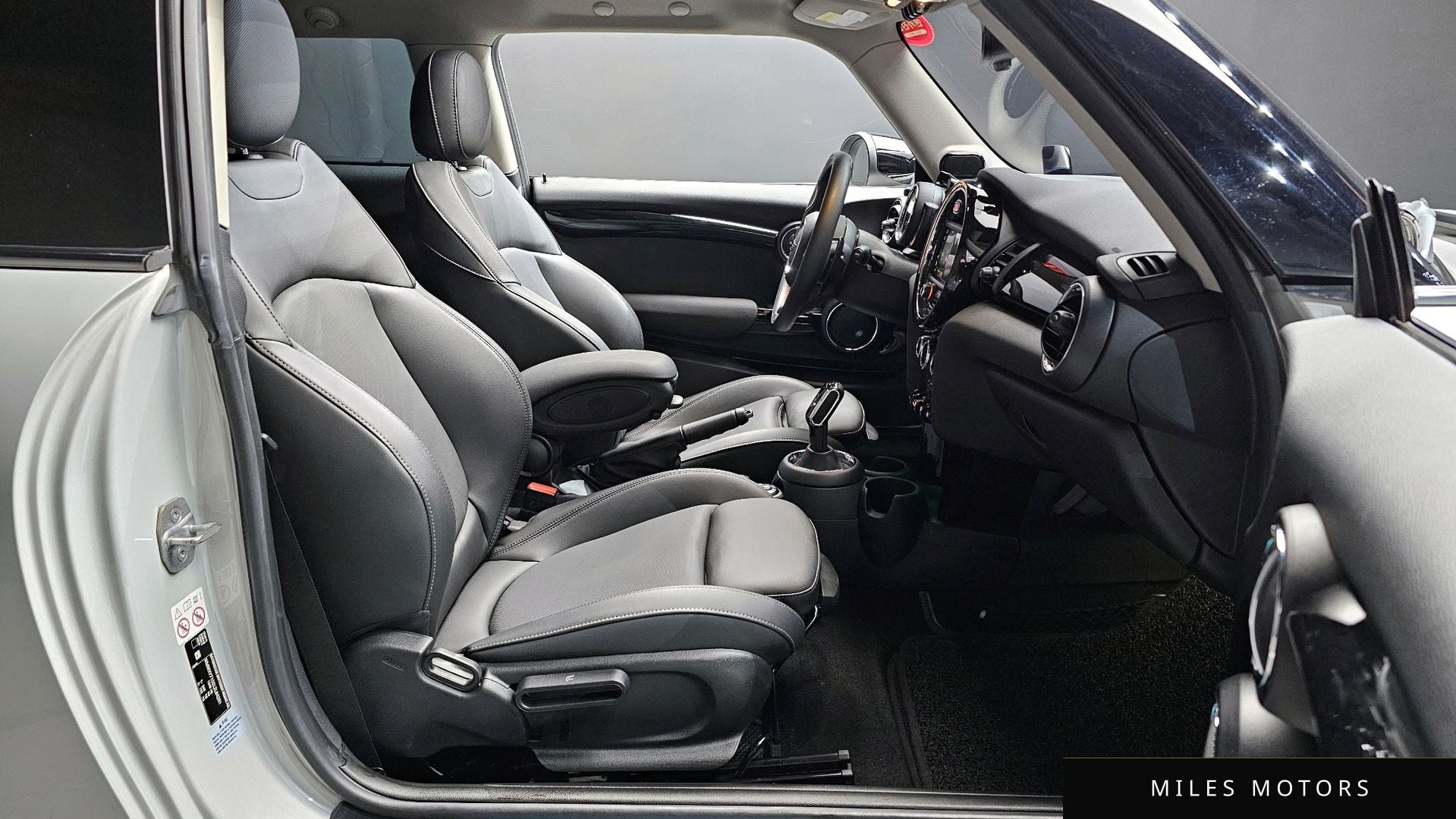 MINI Cooper S 2020 — миниатюра 11