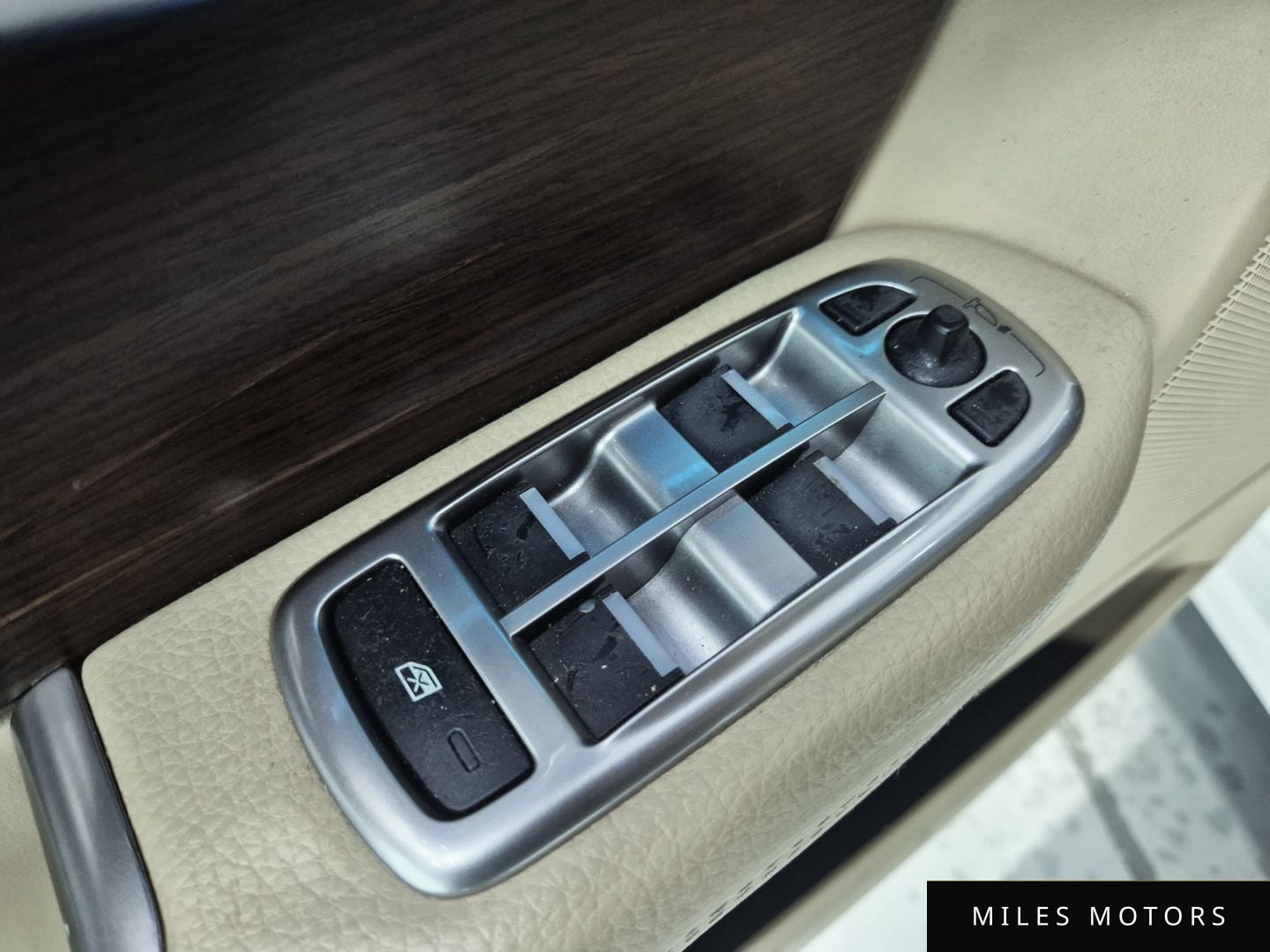 Jaguar New XF 2015 — миниатюра 17