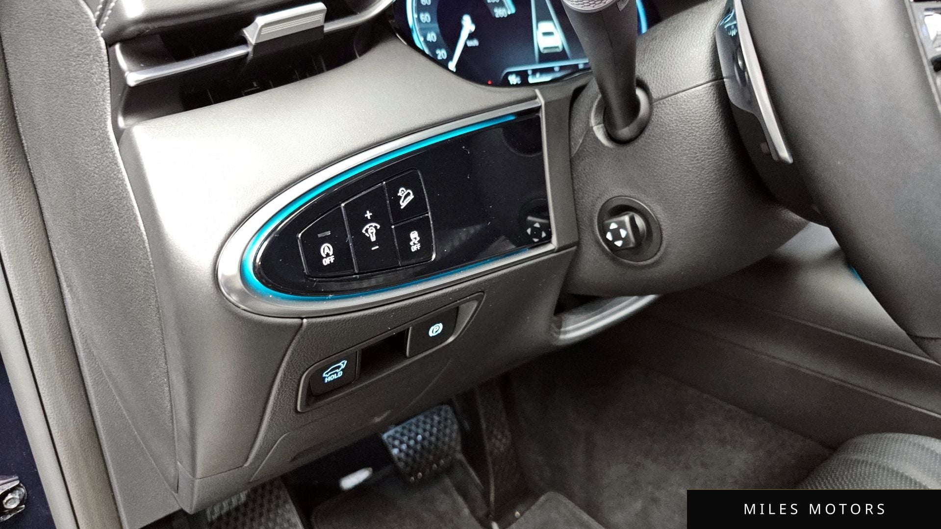 Genesis GV70 2021 — миниатюра 17