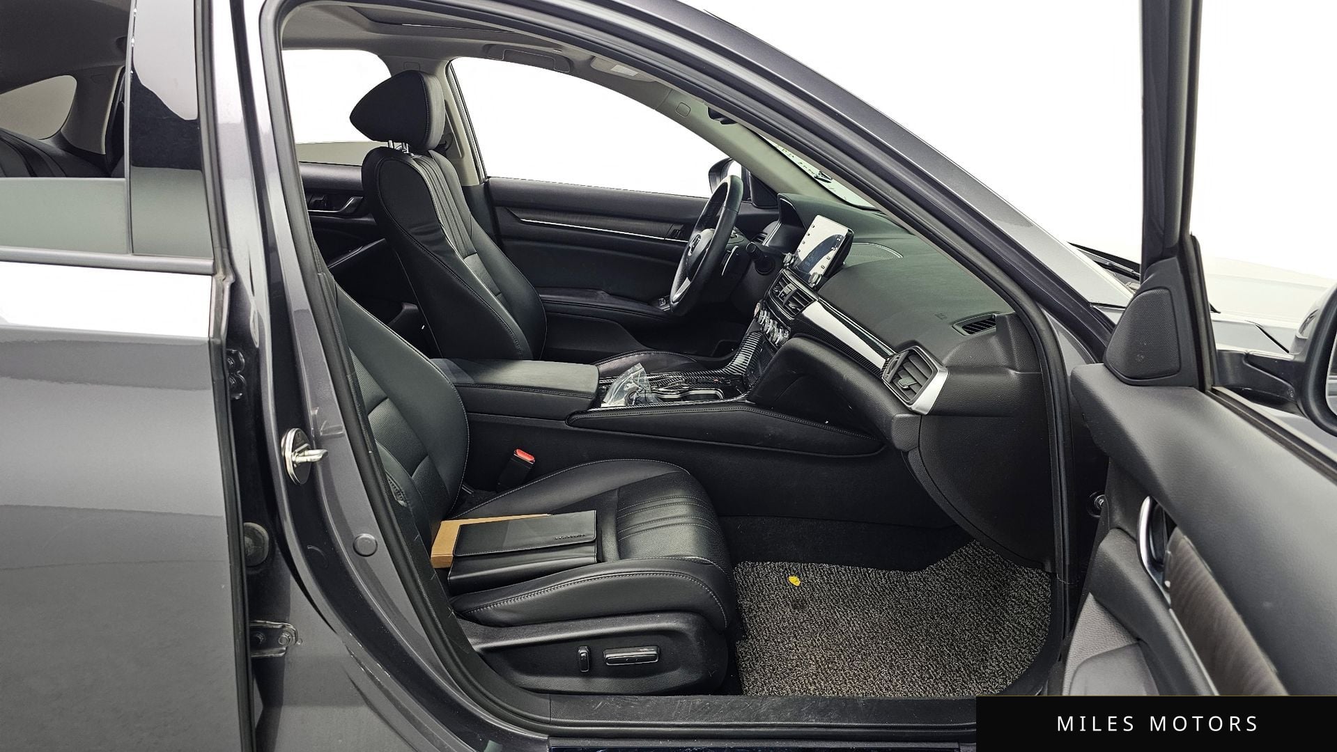Honda Accord 2018 — миниатюра 11