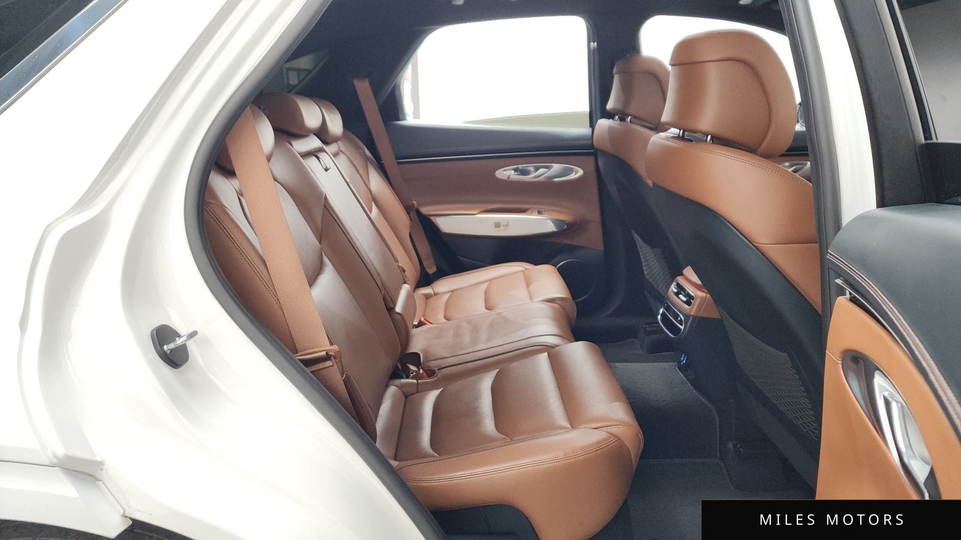 Genesis GV70 2022 — миниатюра 12