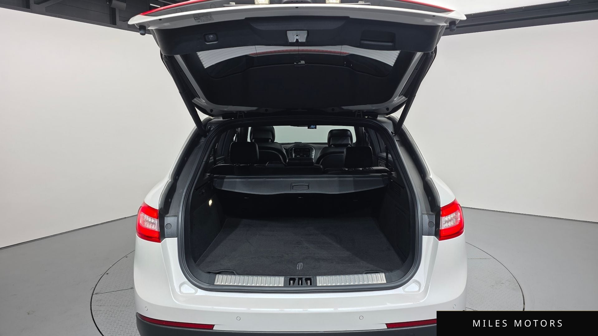 Lincoln MKX 2018 — миниатюра 20