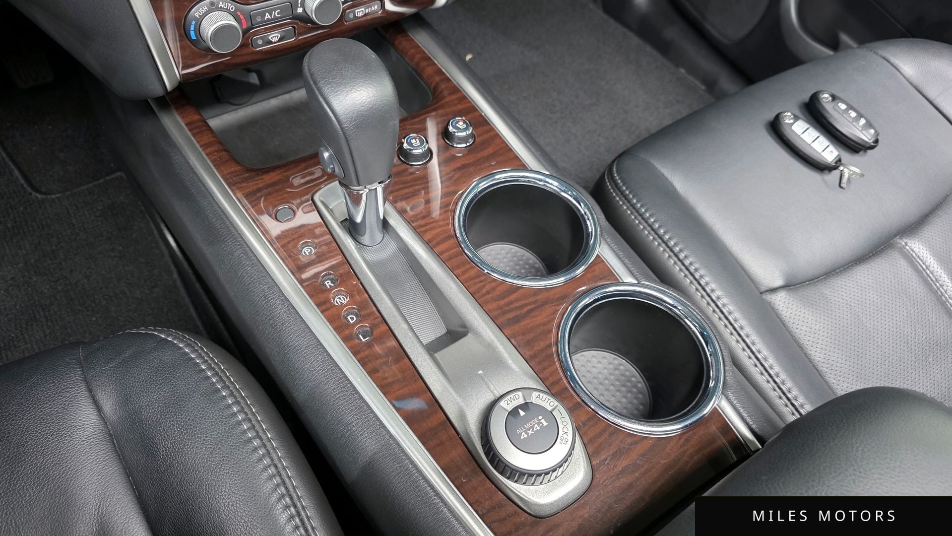 Nissan Pathfinder 2014 — миниатюра 9