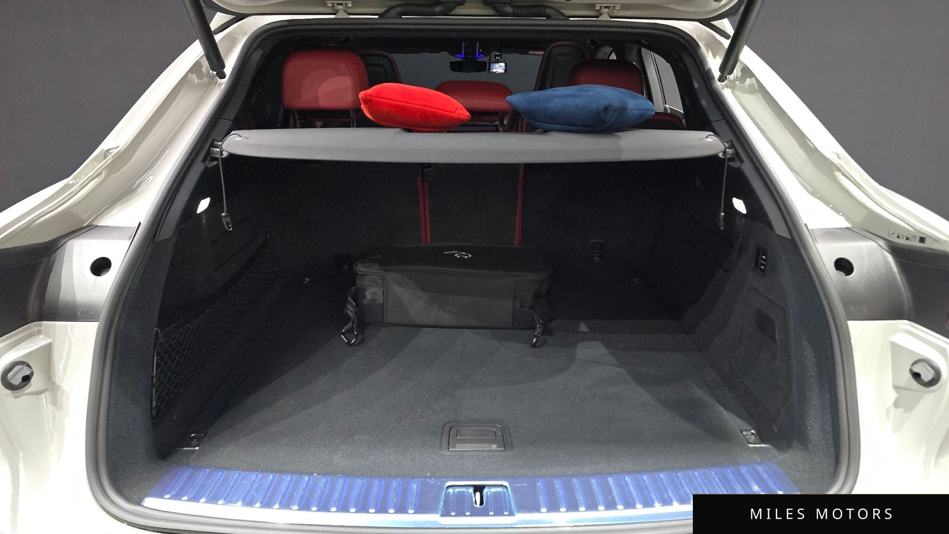 Porsche 카이엔 (PO536) 2023 — миниатюра 20