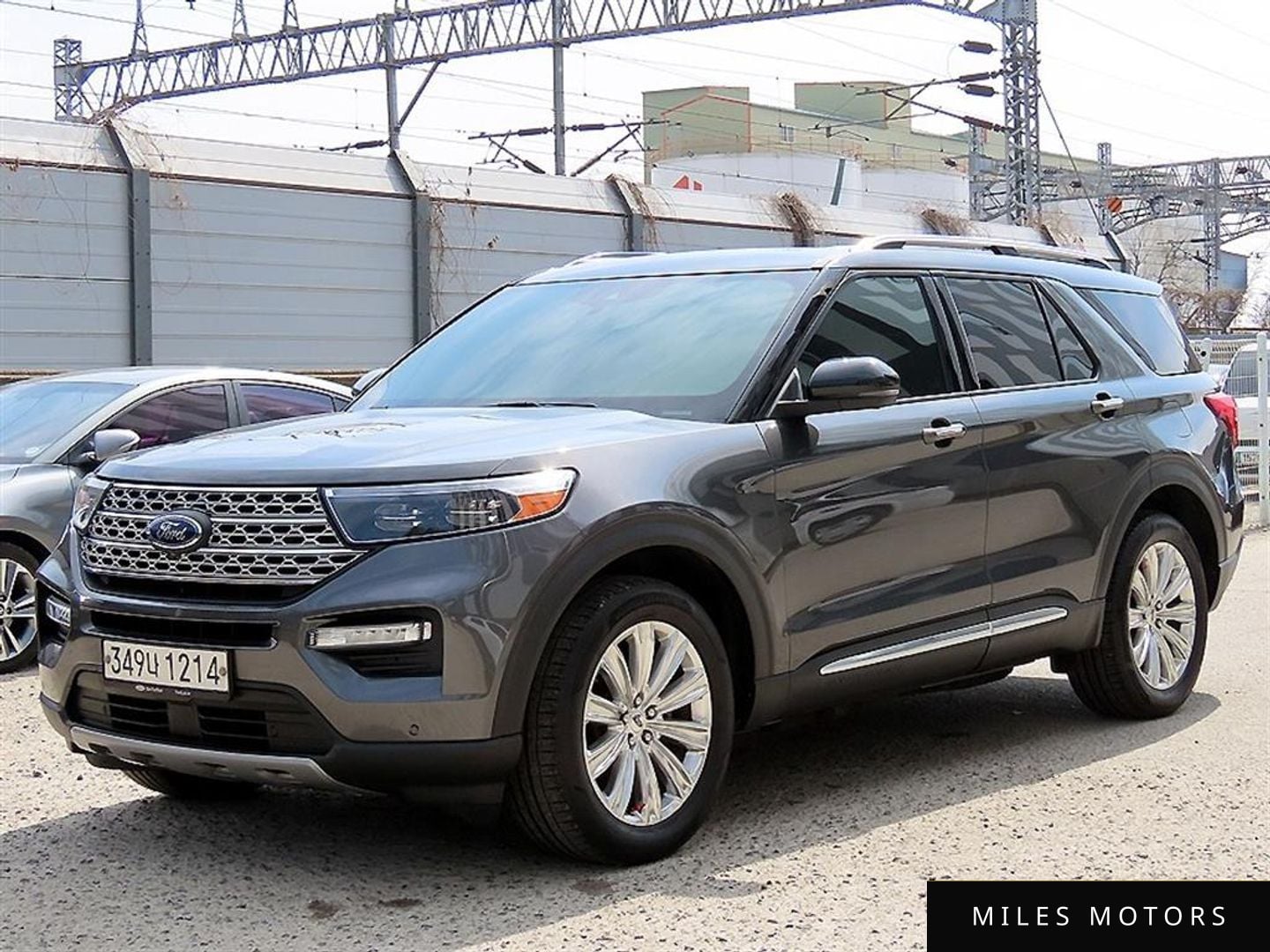 Ford Explorer 2020 — миниатюра 2