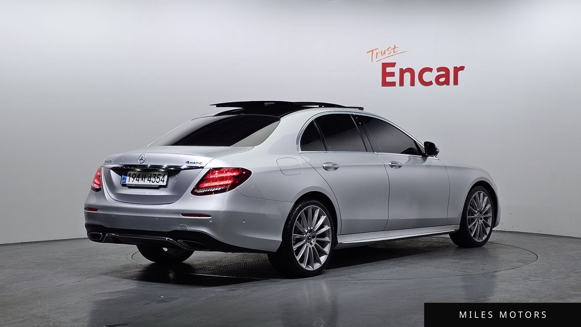 Mercedes-Benz E-Class W213 2020 — миниатюра 2