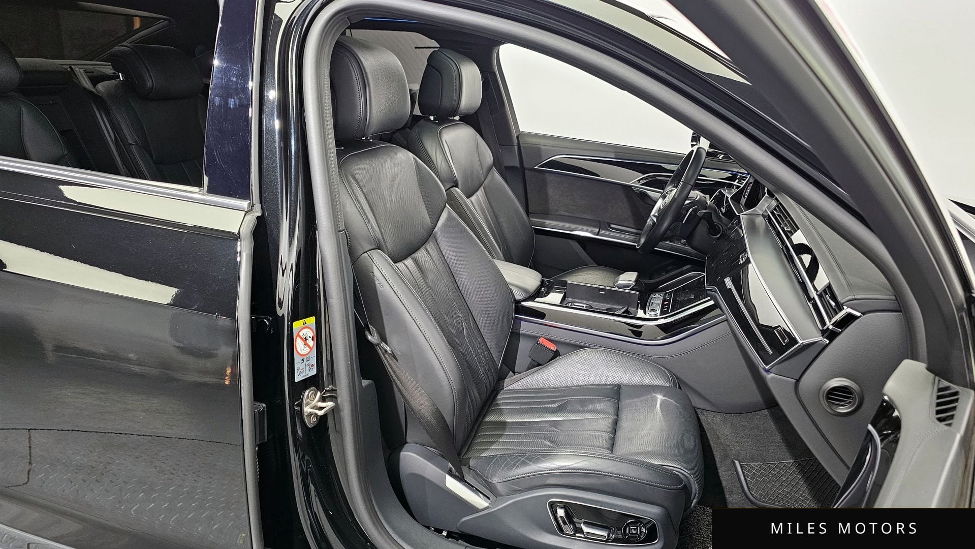 Audi A8 (D5) 2021 — миниатюра 12