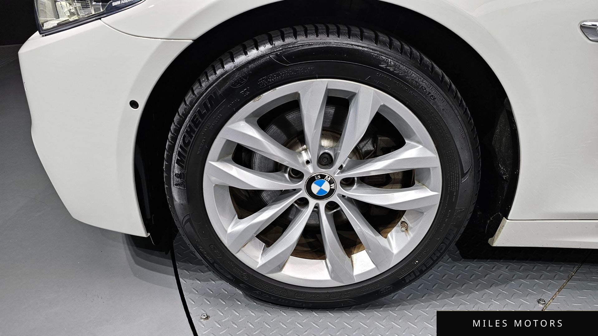 BMW 5 Series (F10) 2016 — миниатюра 5