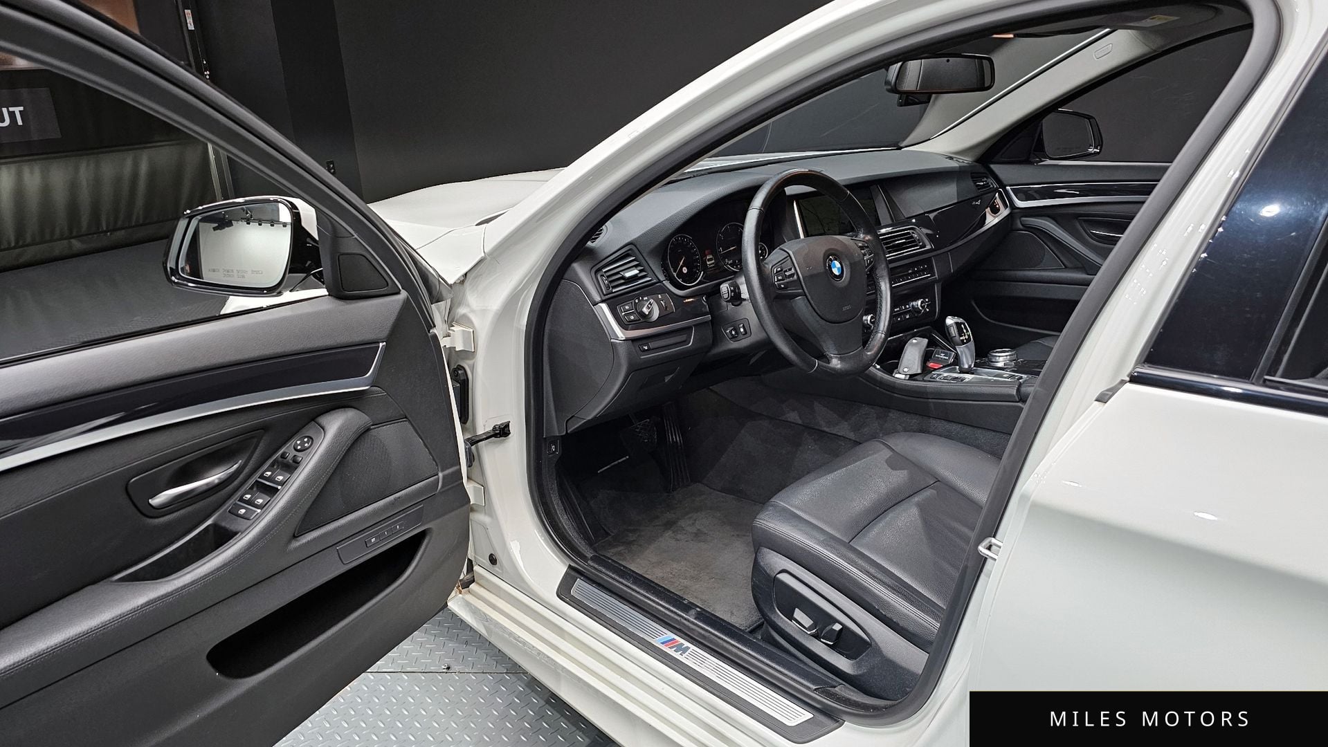BMW 5 Series (F10) 2016 — миниатюра 11