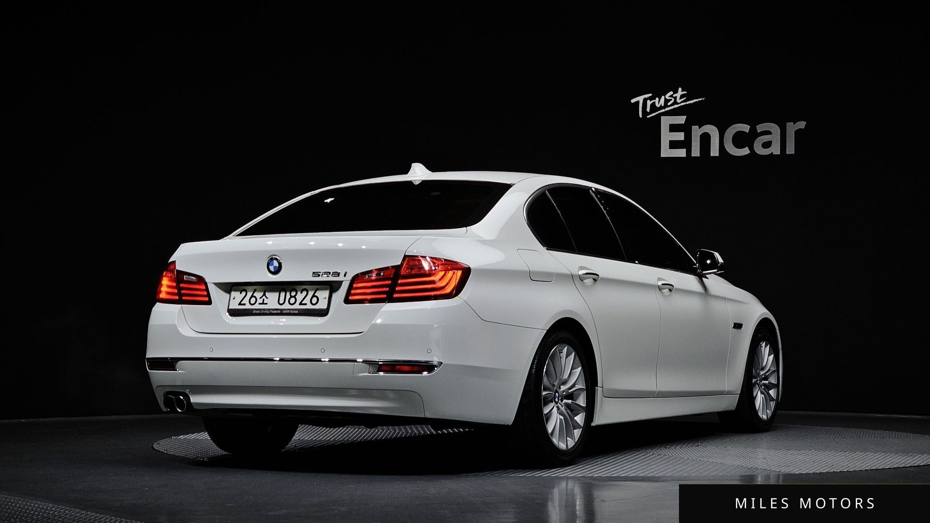 BMW 5 Series (F10) 2016 — миниатюра 2