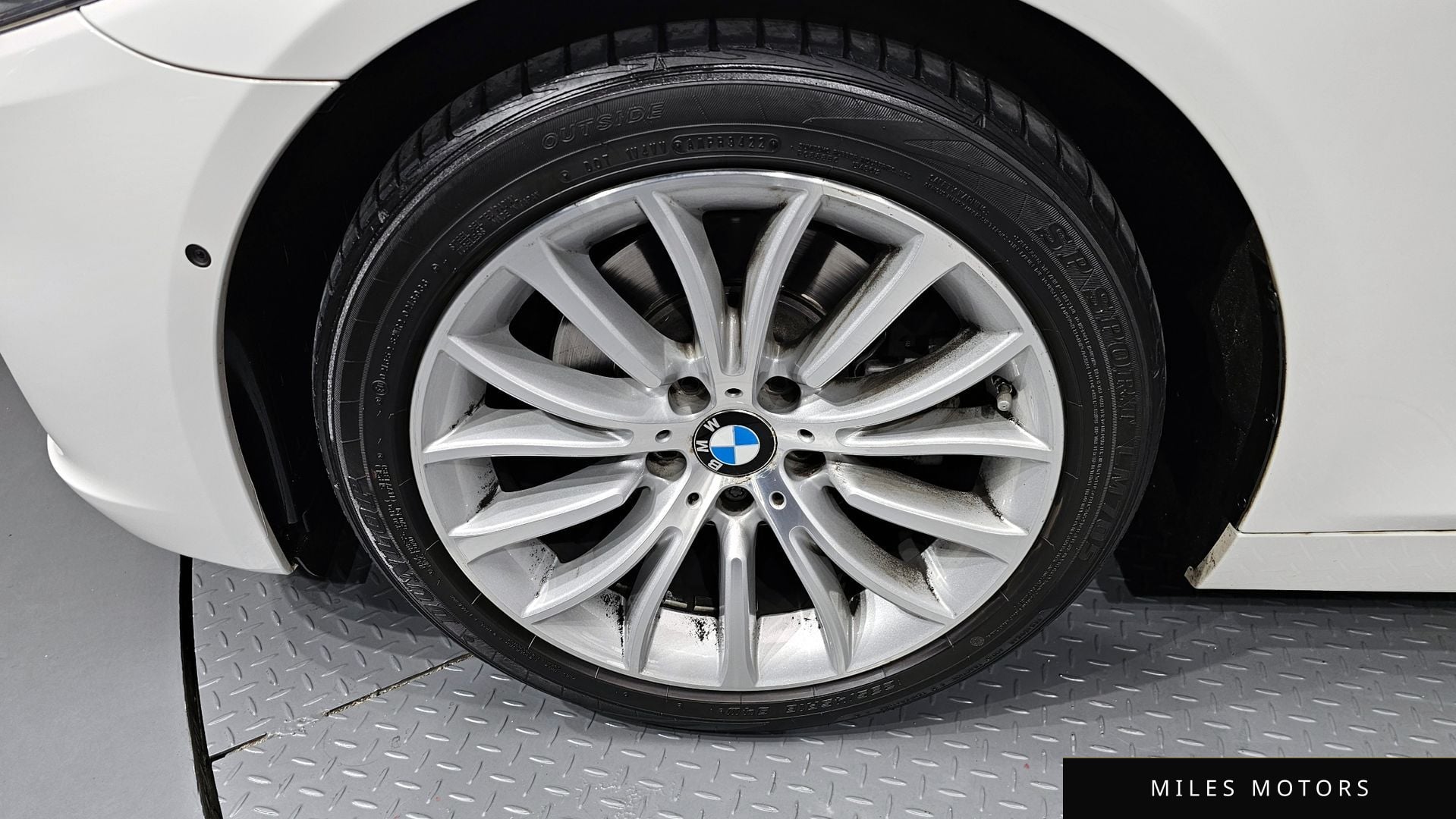 BMW 5 Series (F10) 2016 — миниатюра 5
