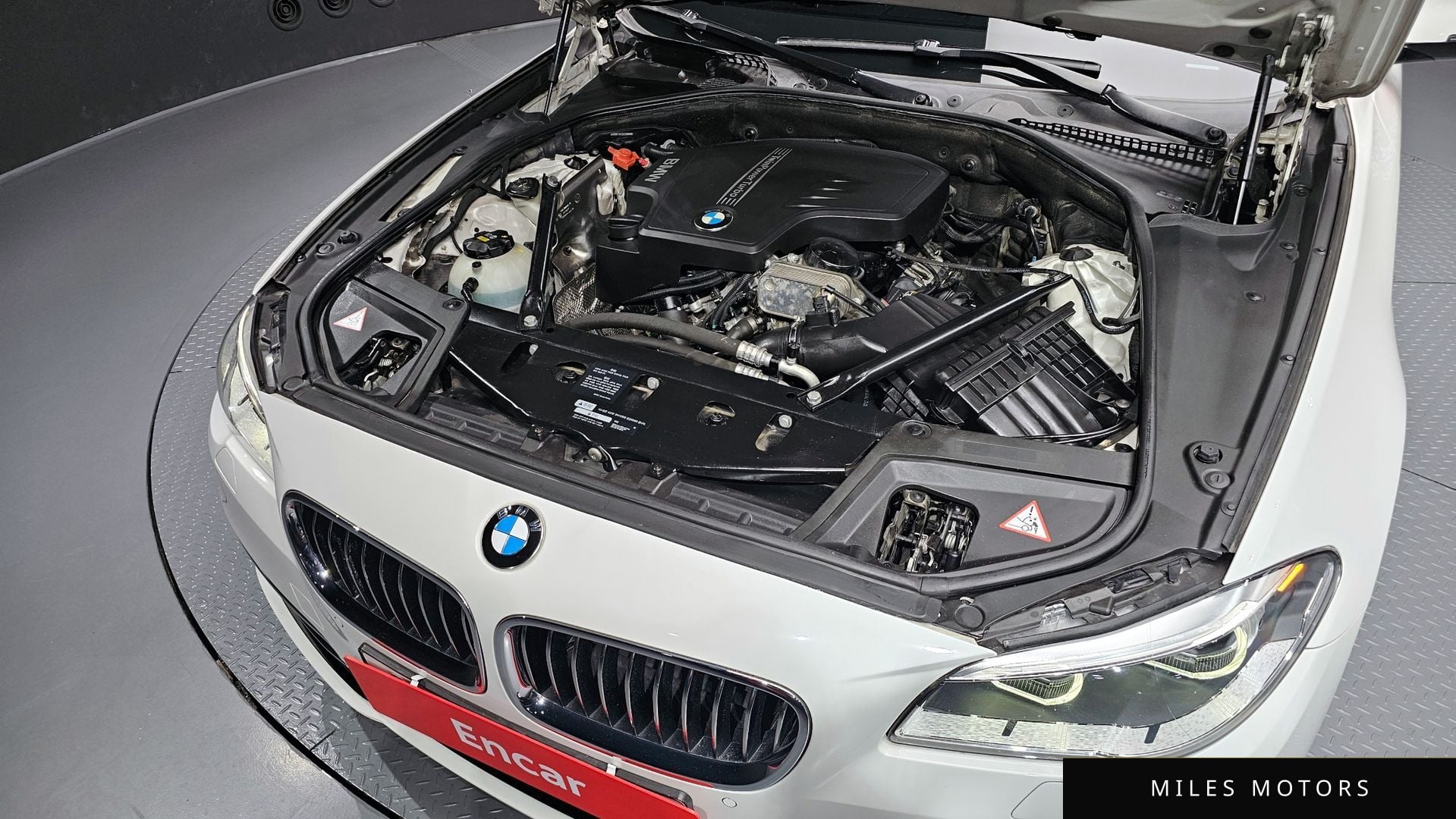 BMW 5 Series (F10) 2016 — миниатюра 6